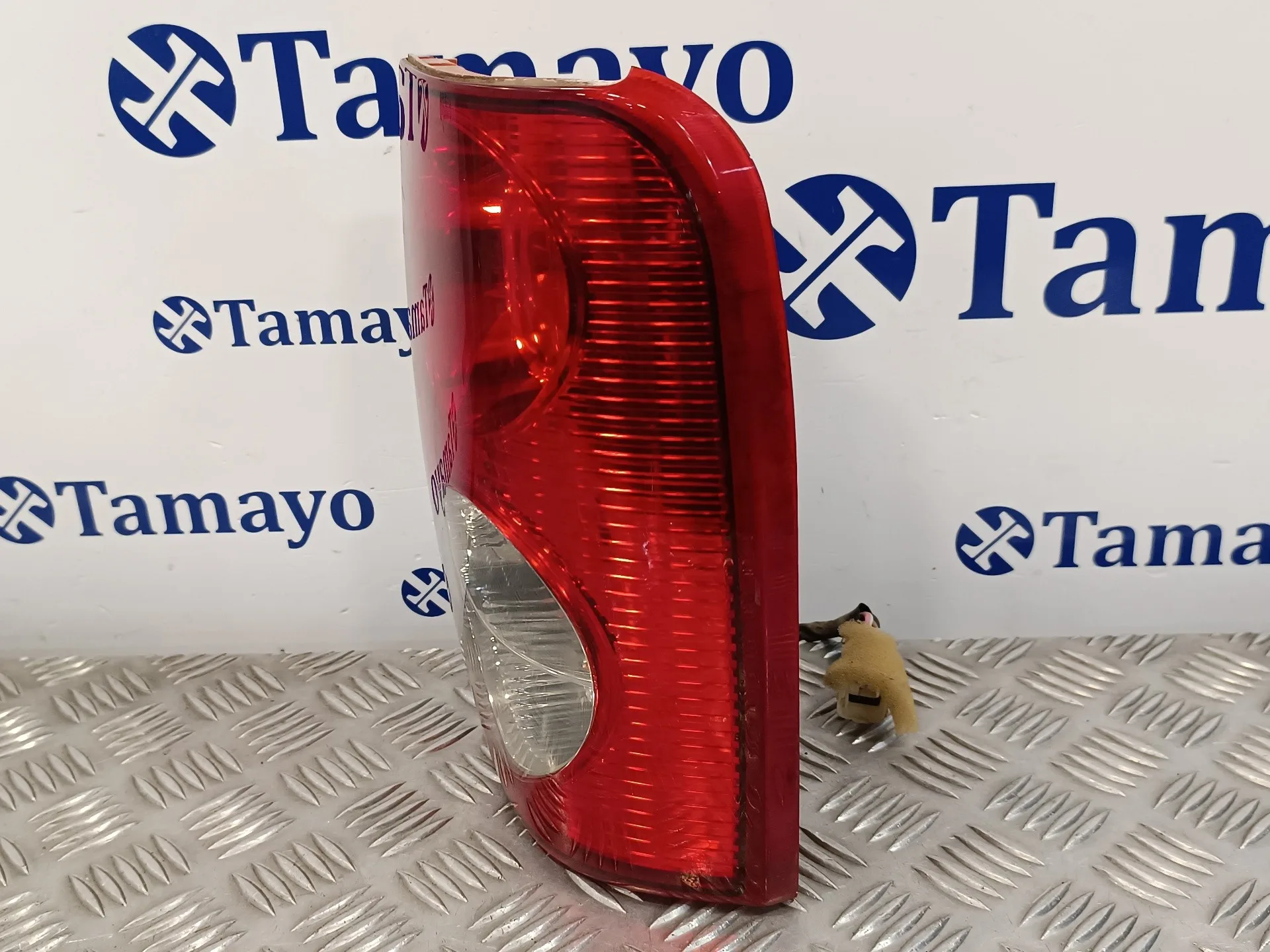 Piloto Trasero Derecho para Tata Safari (42_Fd)