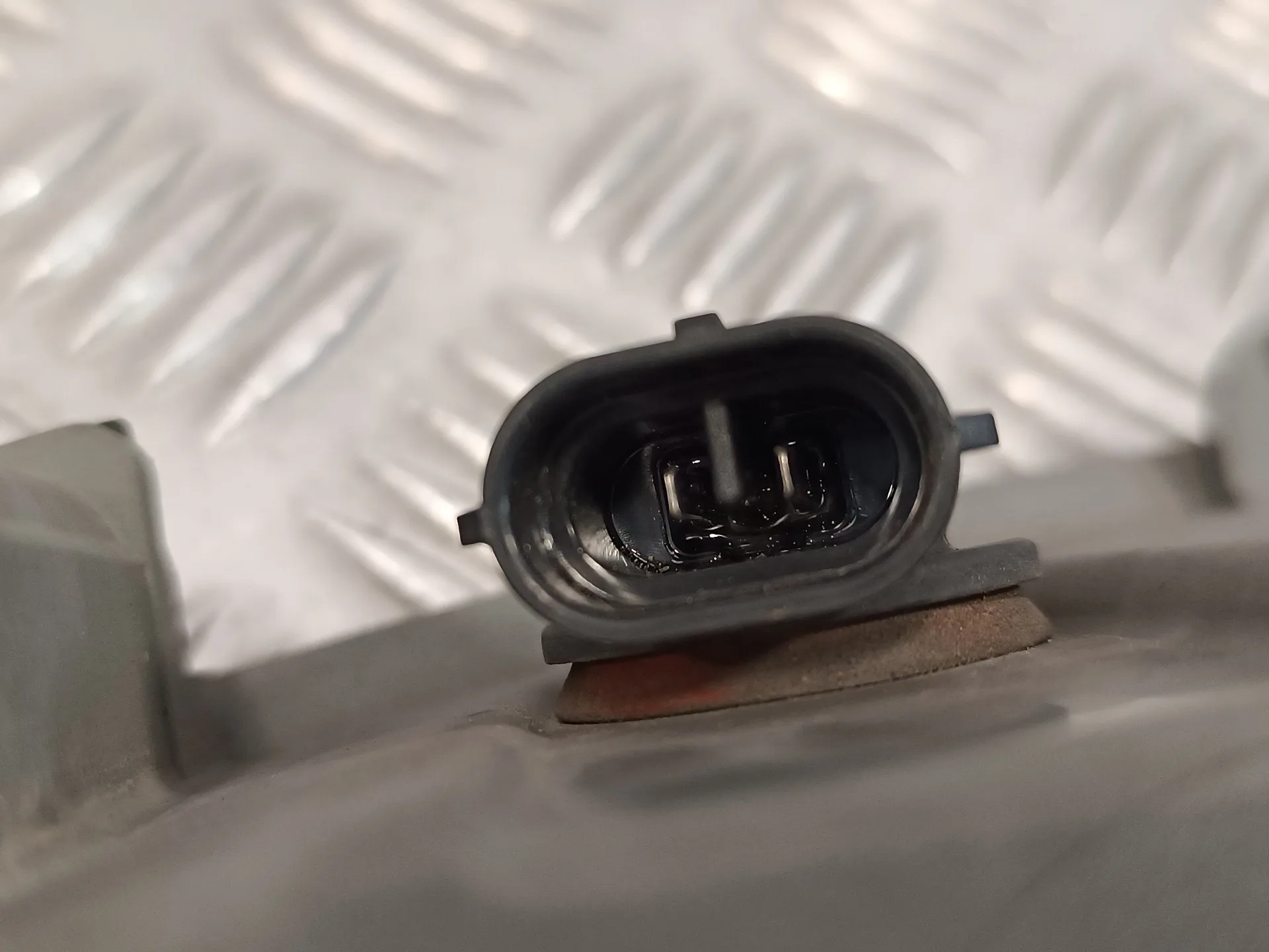 Faro Antiniebla Derecho para Ford C-Max (Cb3)