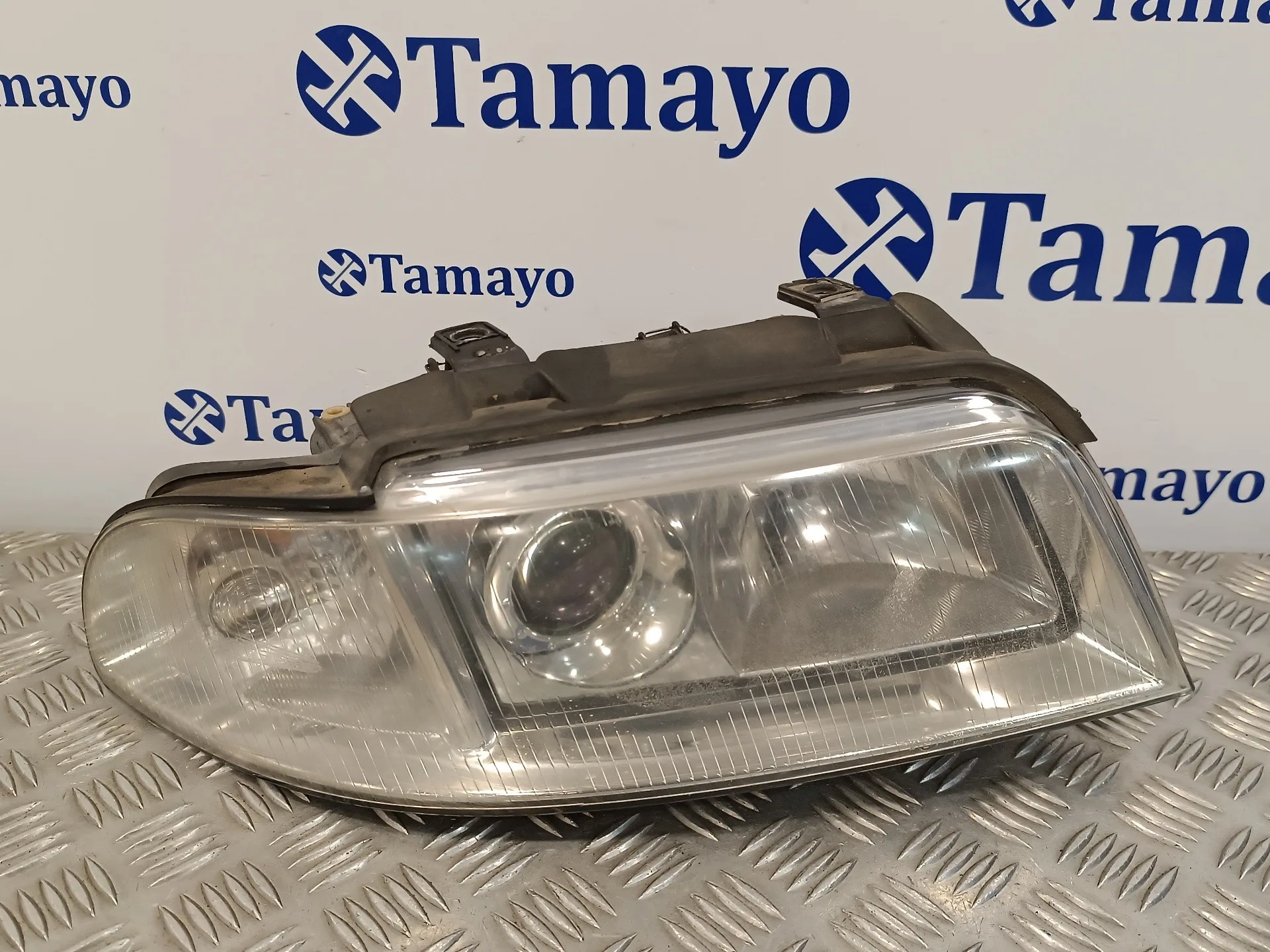 Faro Derecho para Audi A4 Avant (B5)