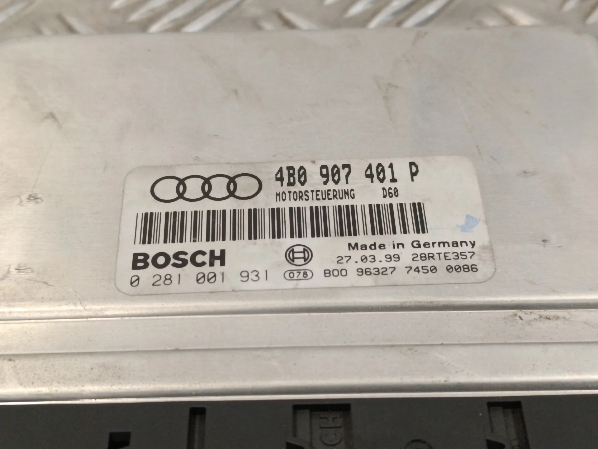 Centralita Motor Uce para Audi A6 Berlina (4B2)