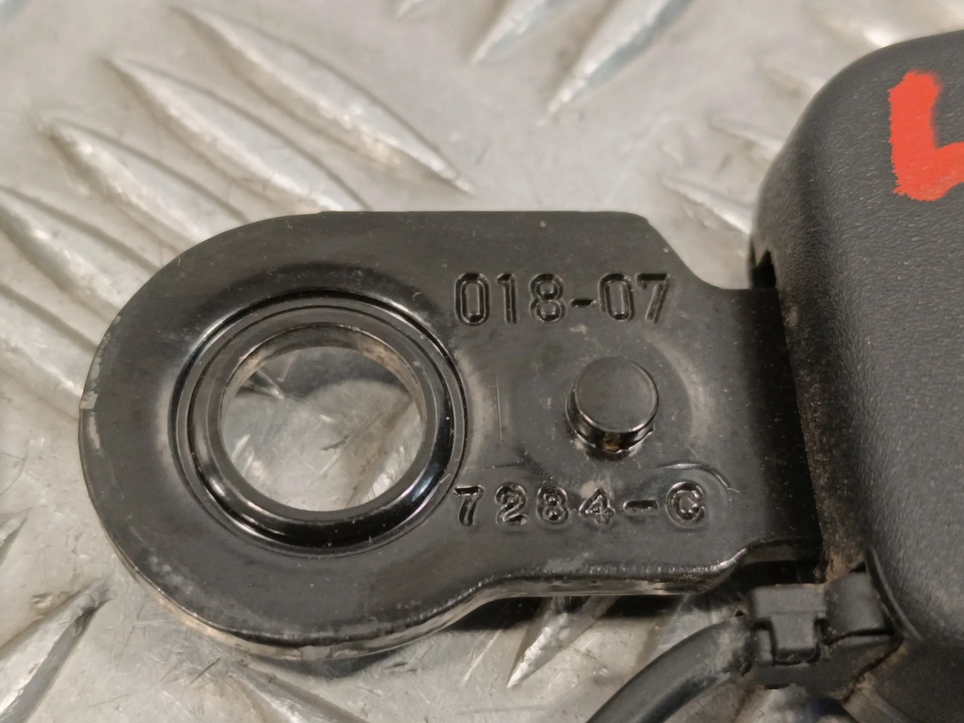 Enganche Cinturon Trasero Izquierdo para Peugeot 207 Cc