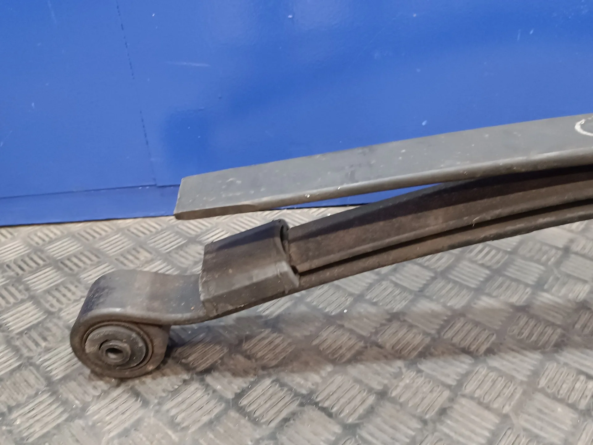 Ballesta Delantera para Ford Transit Caja Cerrada, Media (Fy) (2000 =>)
