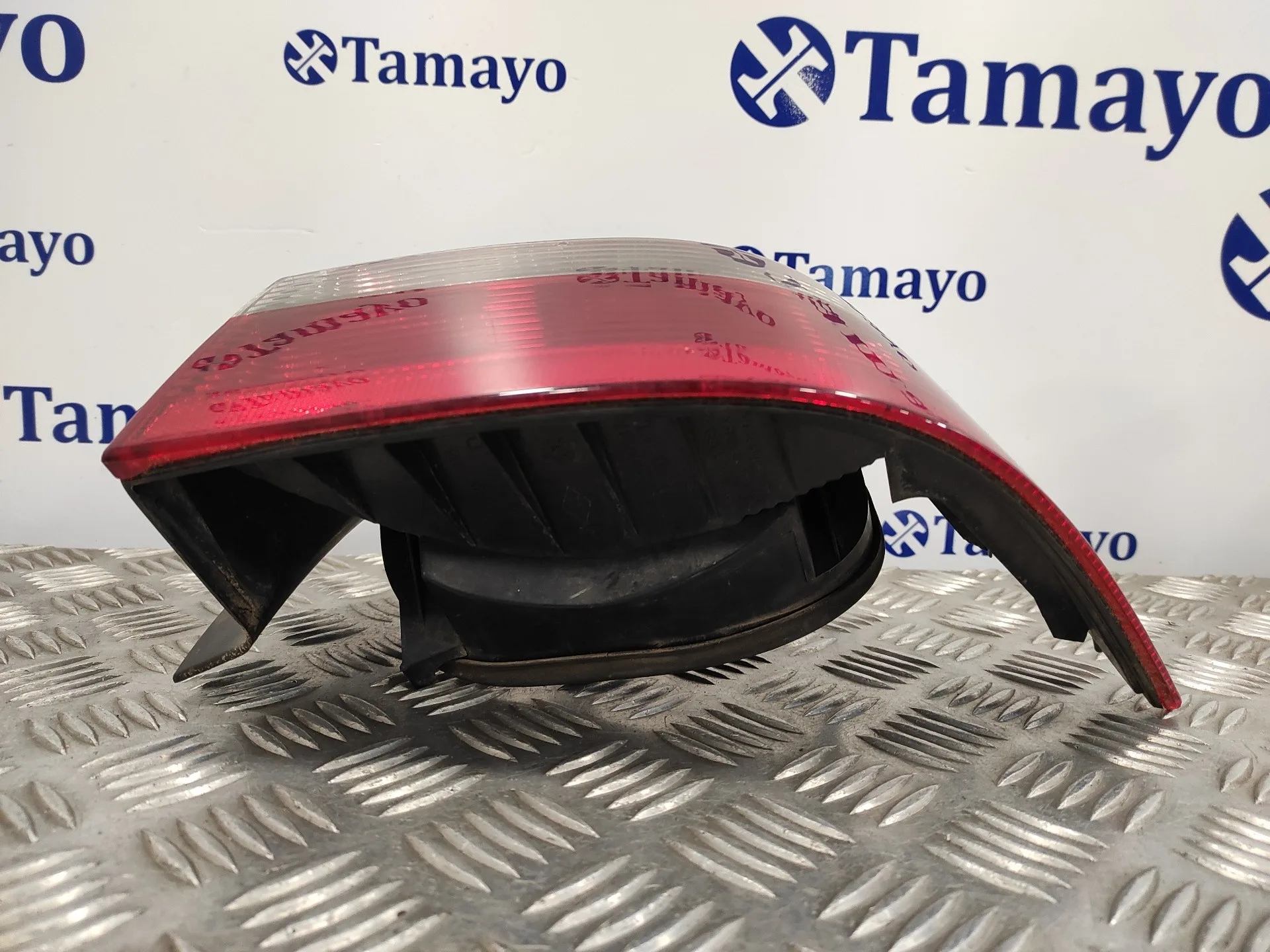 Piloto Trasero Derecho para Renault Laguna Ii (Bg0)