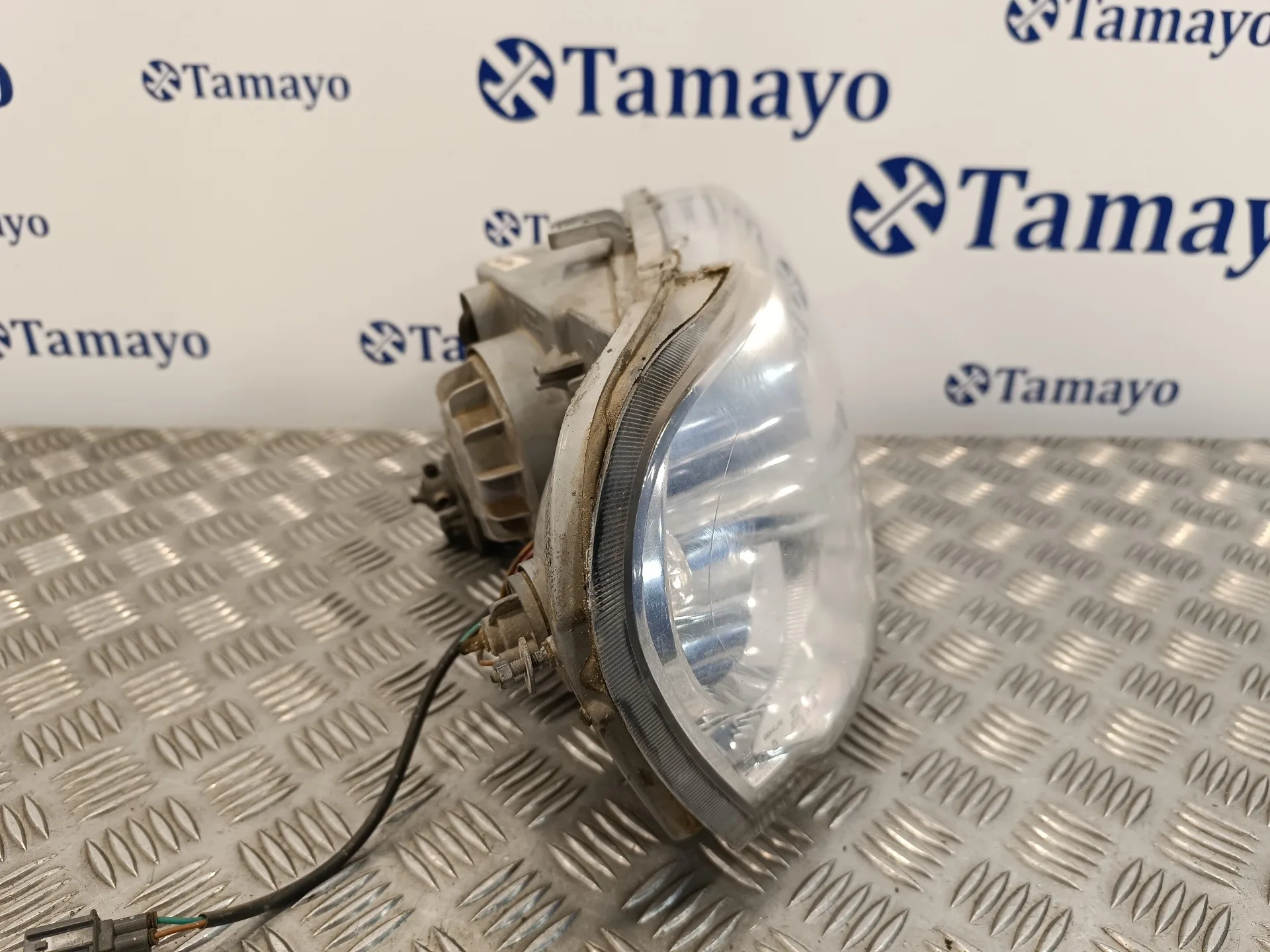 Faro Derecho para Tata Safari (42_Fd)