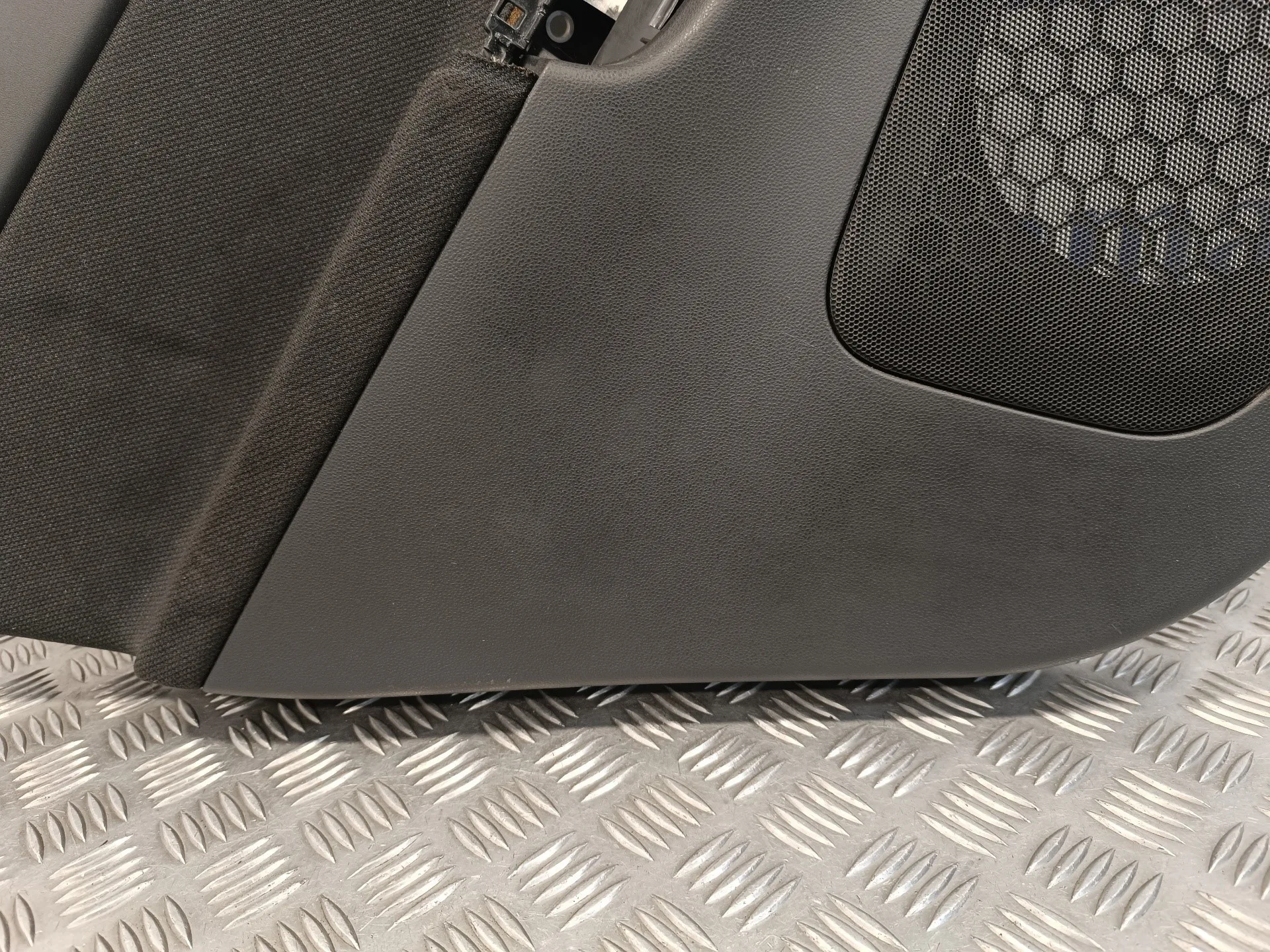 Guarnecido Puerta Trasera Izquierda para Volvo S40 Berlina