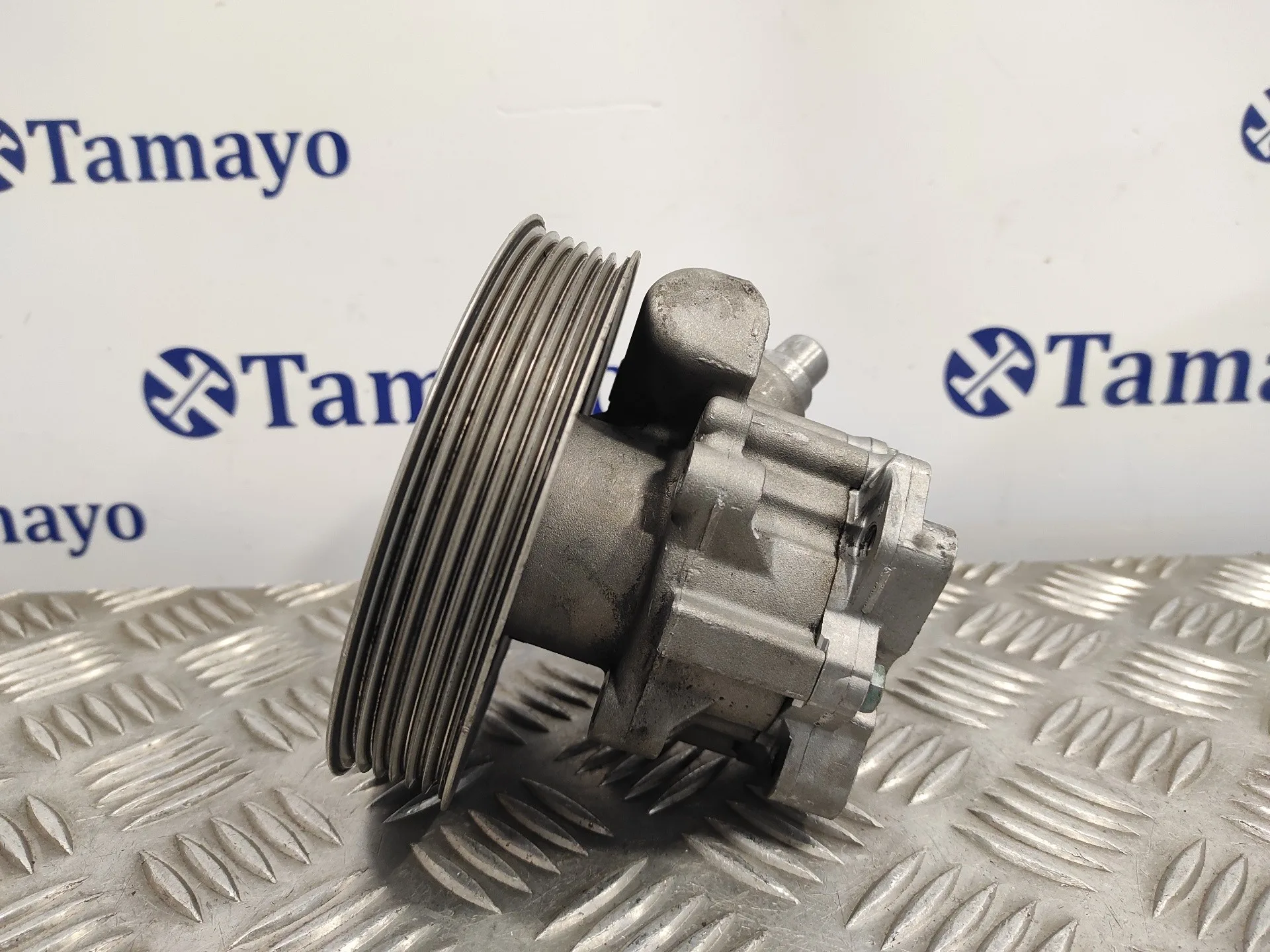 Bomba Direccion para Audi A6 Avant (4B5)
