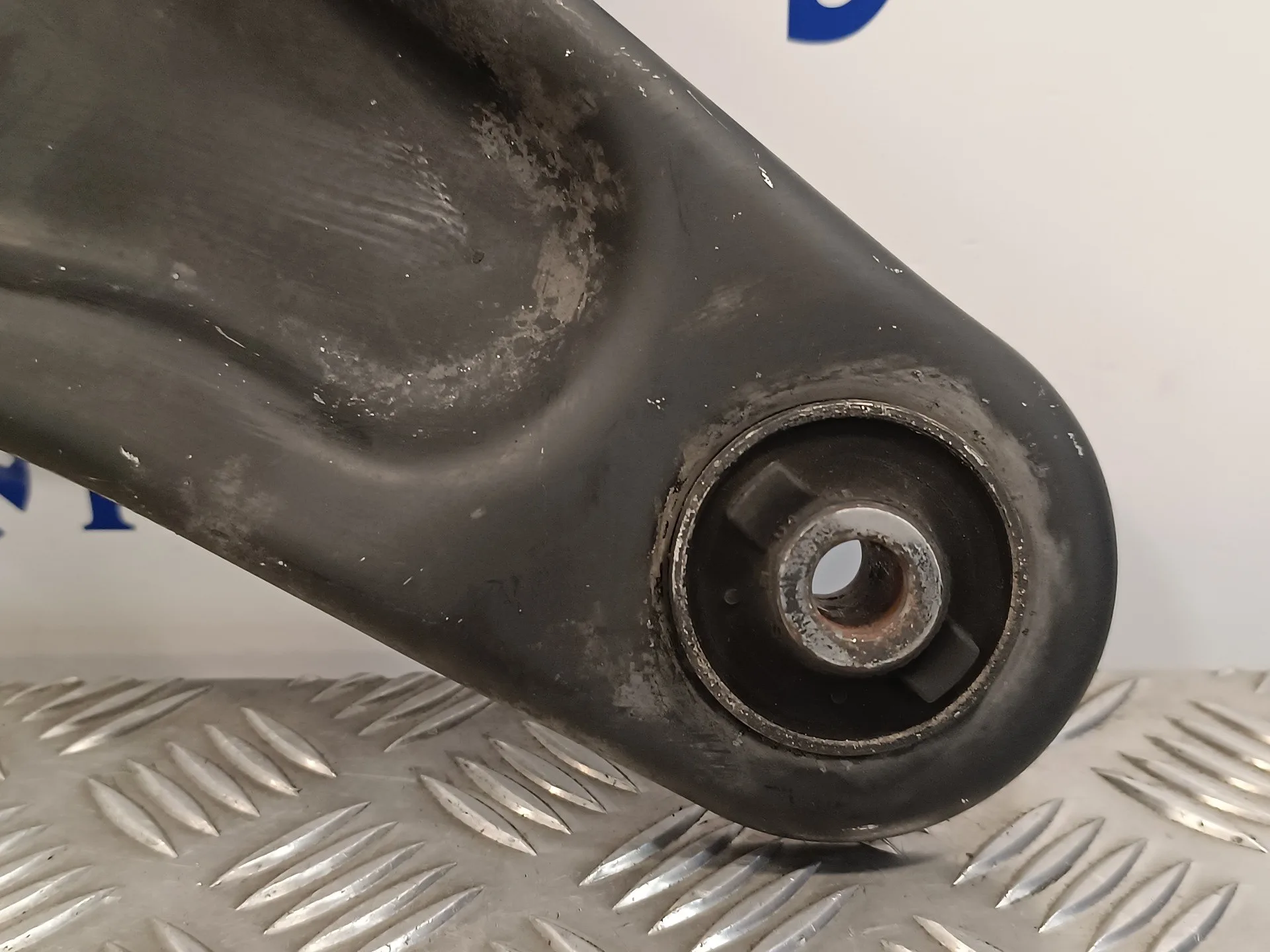 Brazo Suspension Inferior Delantero Izquierdo para Peugeot 207 Cc