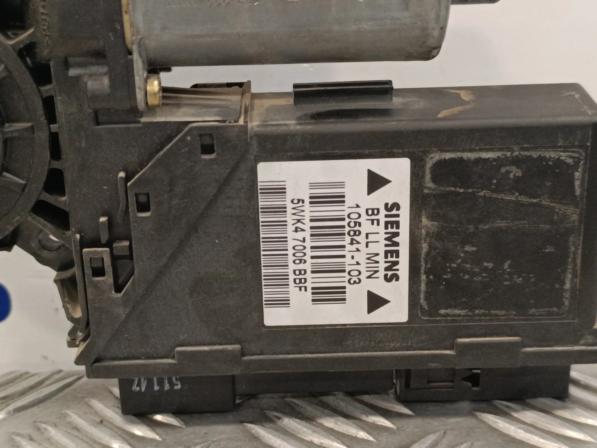 Motor Elevalunas Delantero Derecho para Audi A4 Berlina (8E)