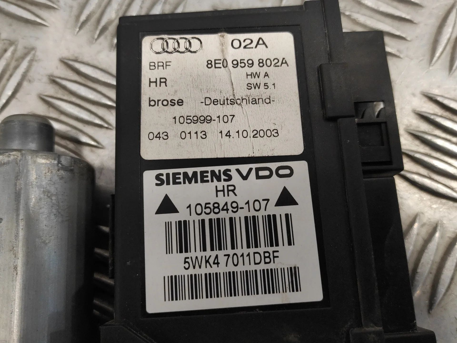Motor Elevalunas Trasero Derecho para Audi A4 Berlina (8E)
