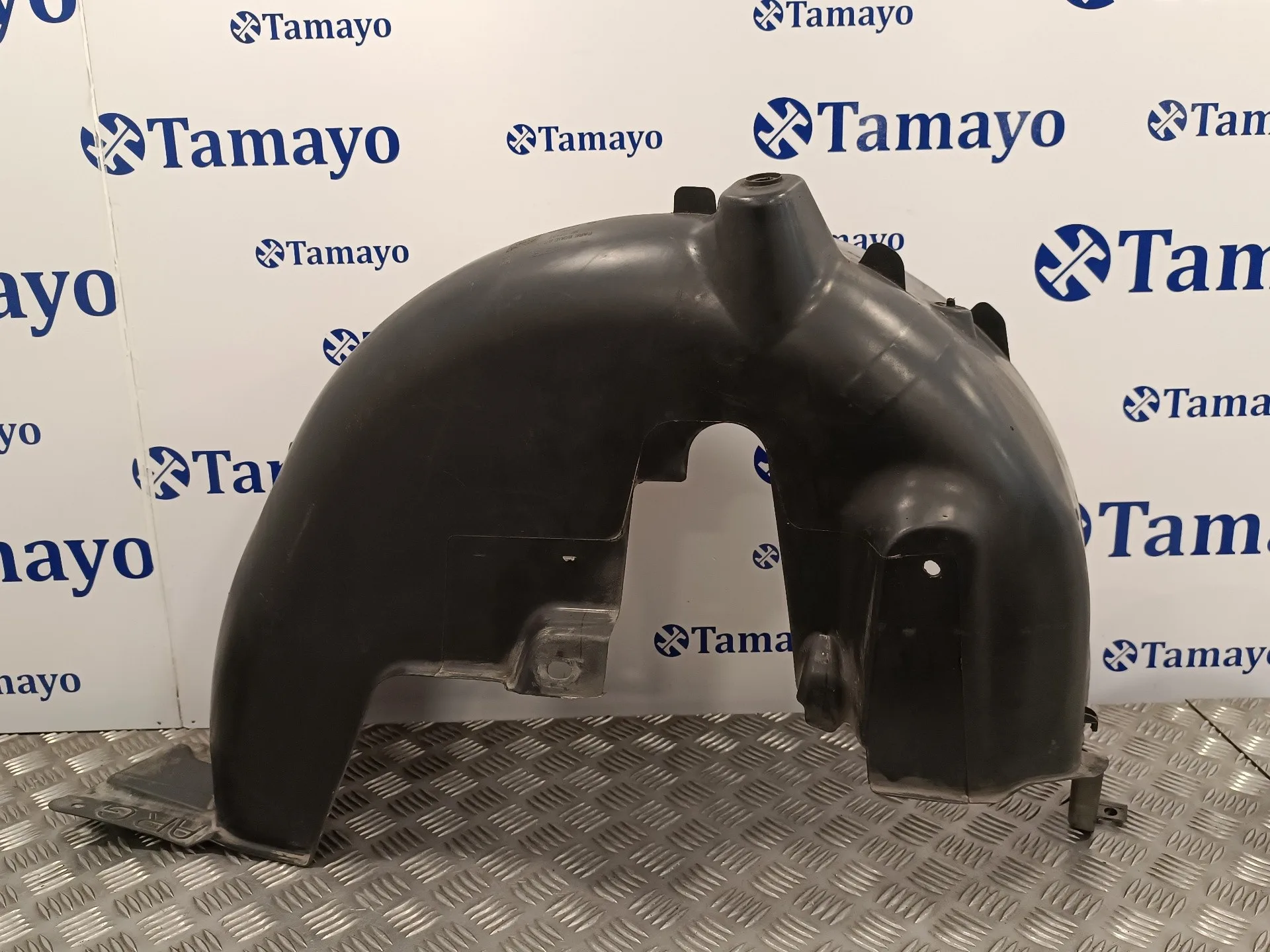 Plastico Paso Rueda Trasero Izquierdo para Peugeot 208