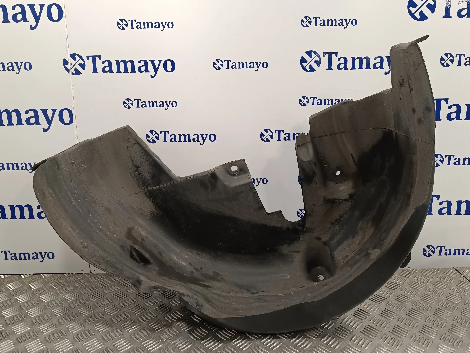 Plastico Paso Rueda Trasero Izquierdo para Peugeot 208