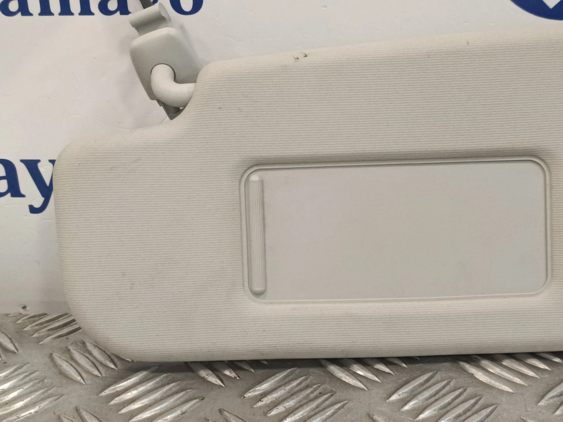 Parasol Izquierdo para Volkswagen Polo (6R1)