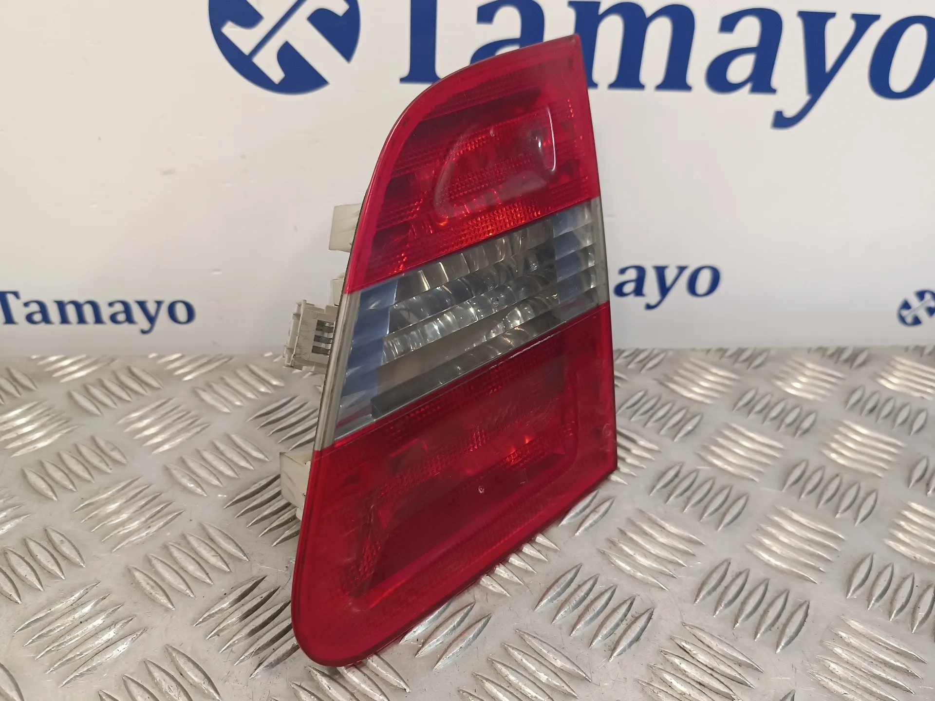 Piloto Trasero Derecho Porton para Mercedes-Benz Clase B (W245)