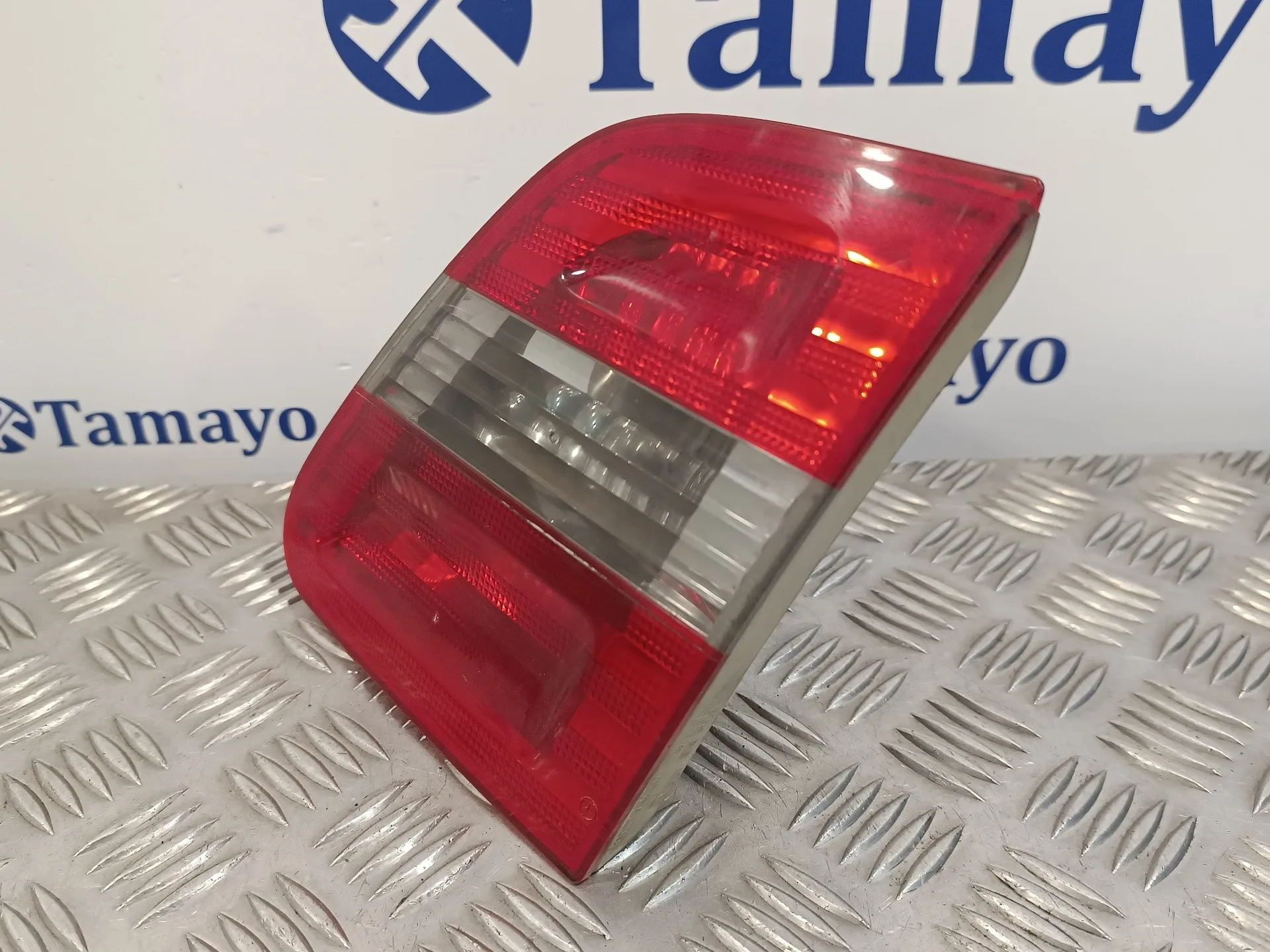 Piloto Trasero Derecho Porton para Mercedes-Benz Clase B (W245)