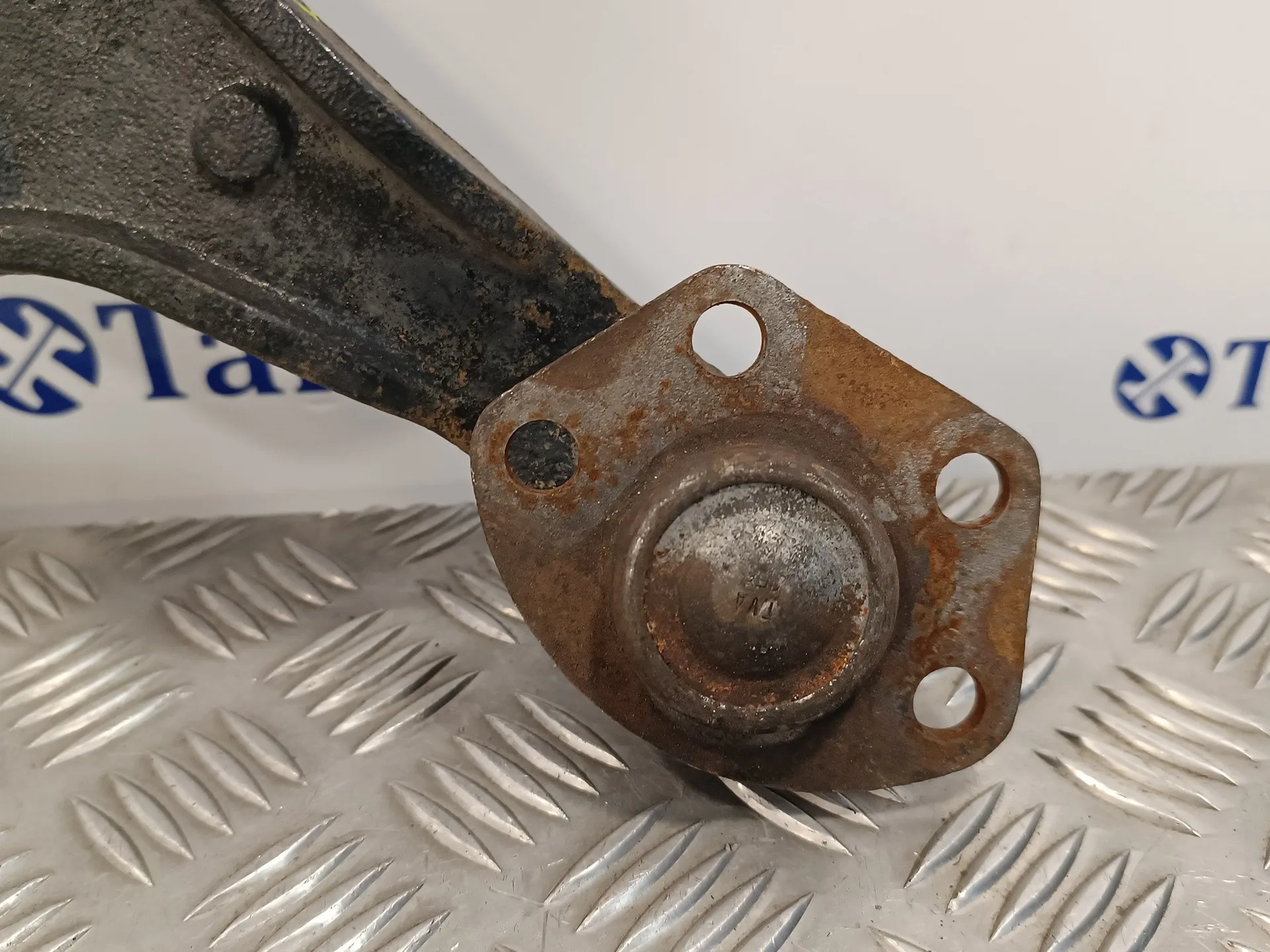 Brazo Suspension Inferior Delantero Derecho para Peugeot Boxer Caja Cerr. Techo Sobreelev. (Rs3700)(230)(->'02)