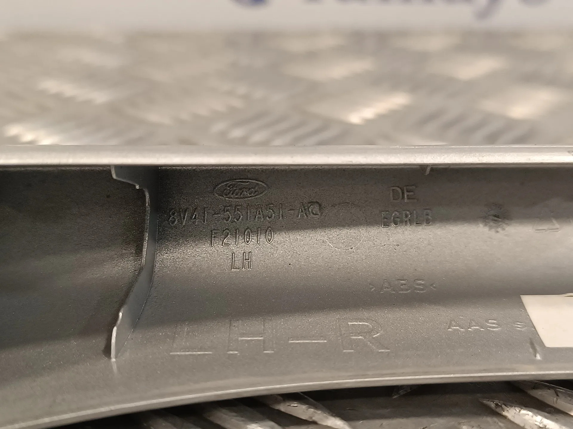 Plastico Varios para Ford Kuga (Cbv)
