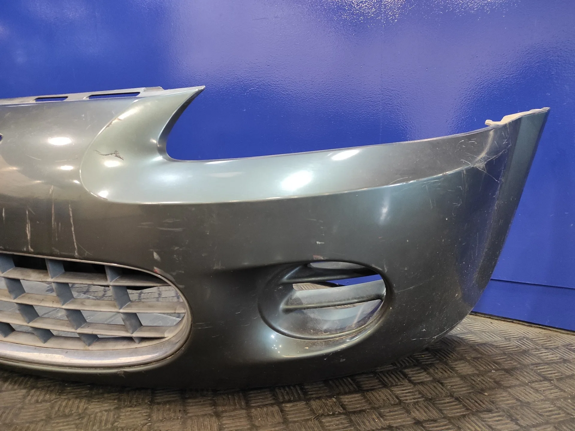 Paragolpes Delantero para Chrysler Sebring Berlina (Jr41)