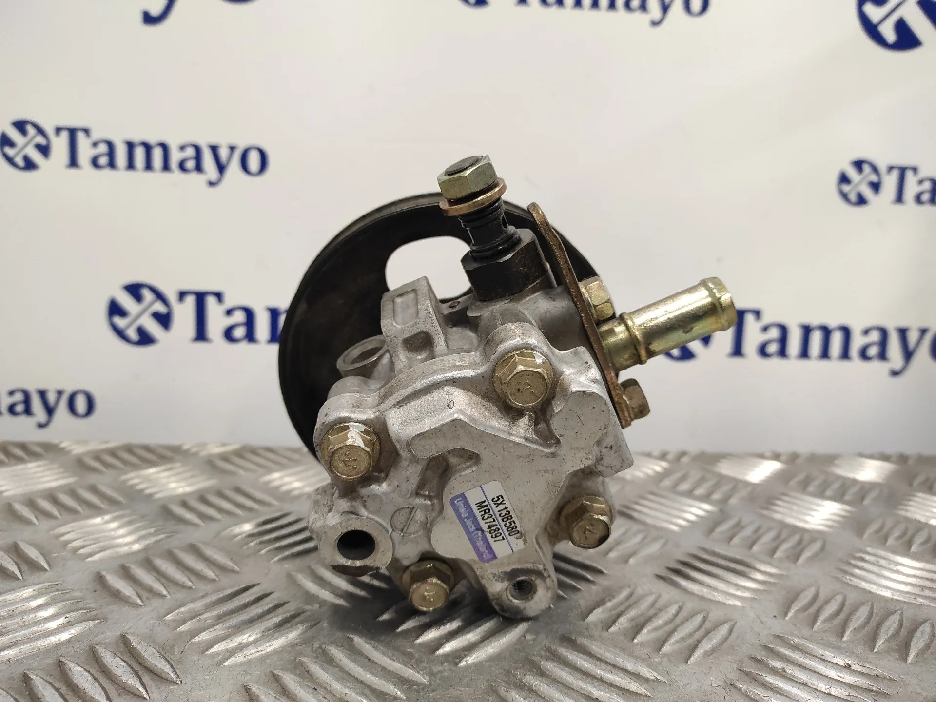 Bomba Servodireccion para Mitsubishi L 200 (K60T)