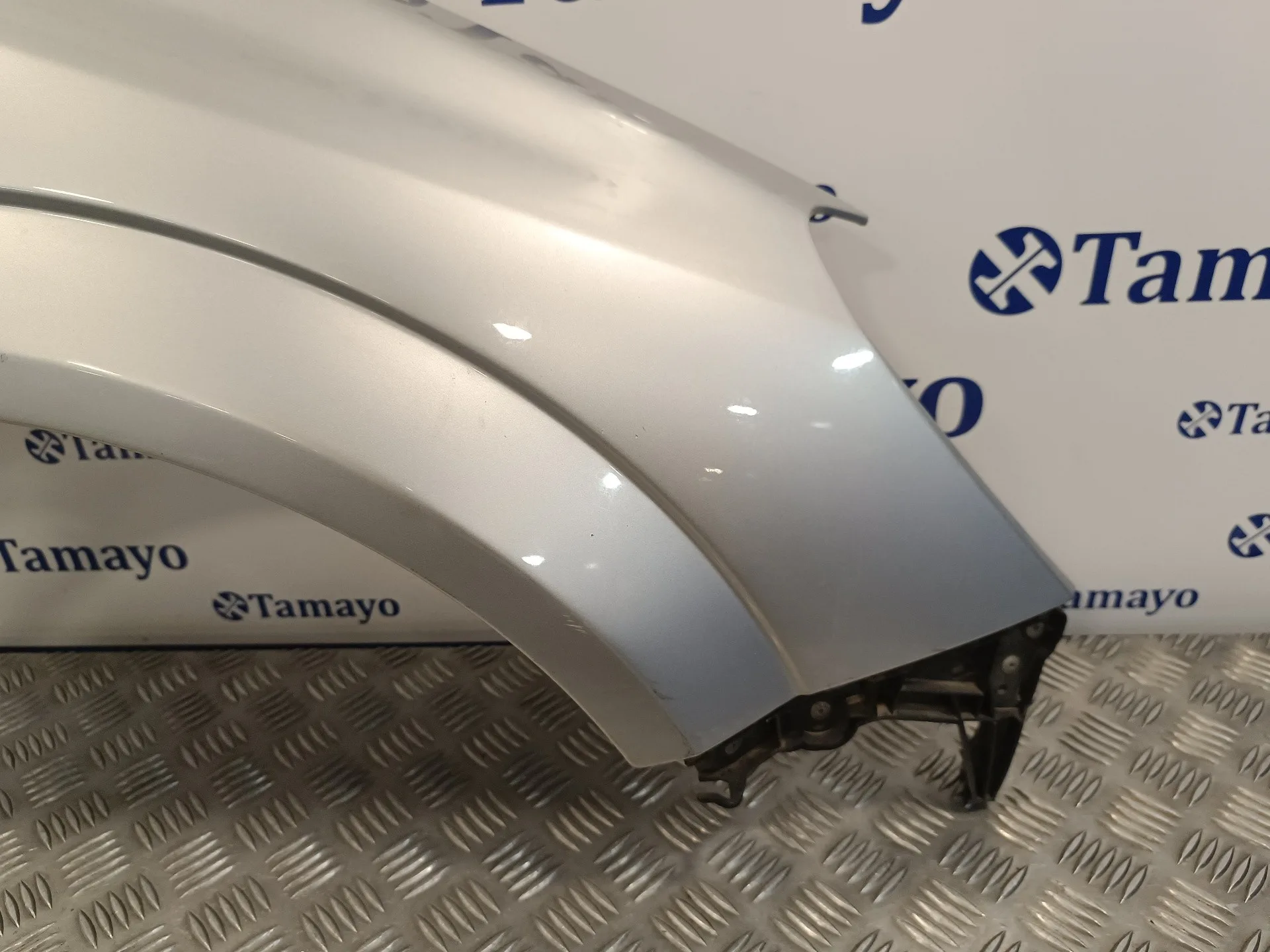 Aleta Delantera Derecha para Opel Astra H Berlina