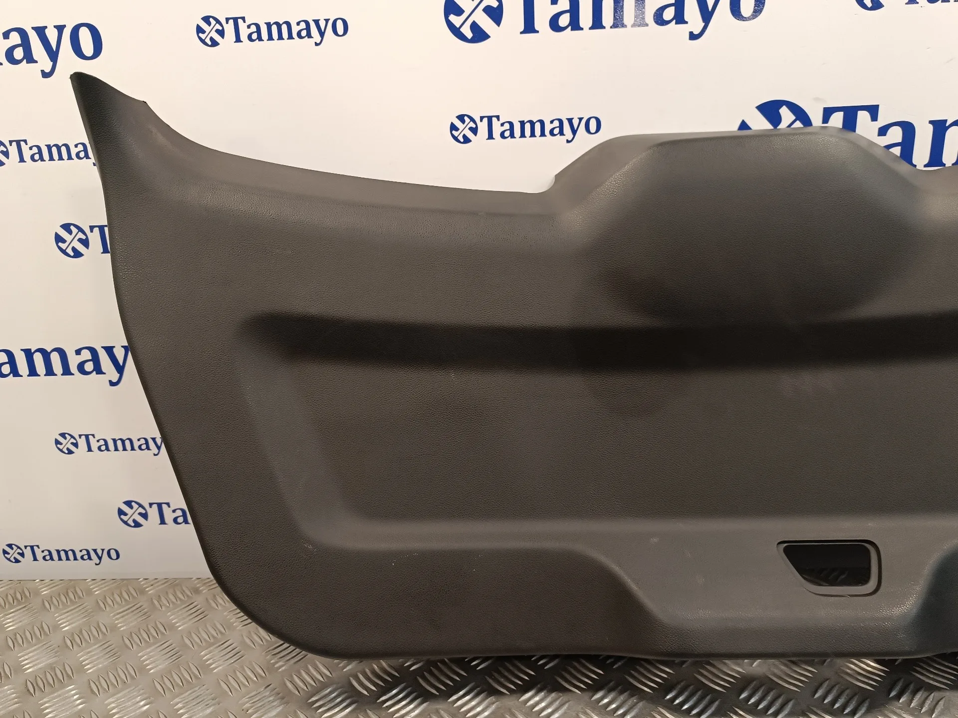 Guarnecido Porton Trasero para Opel Antara