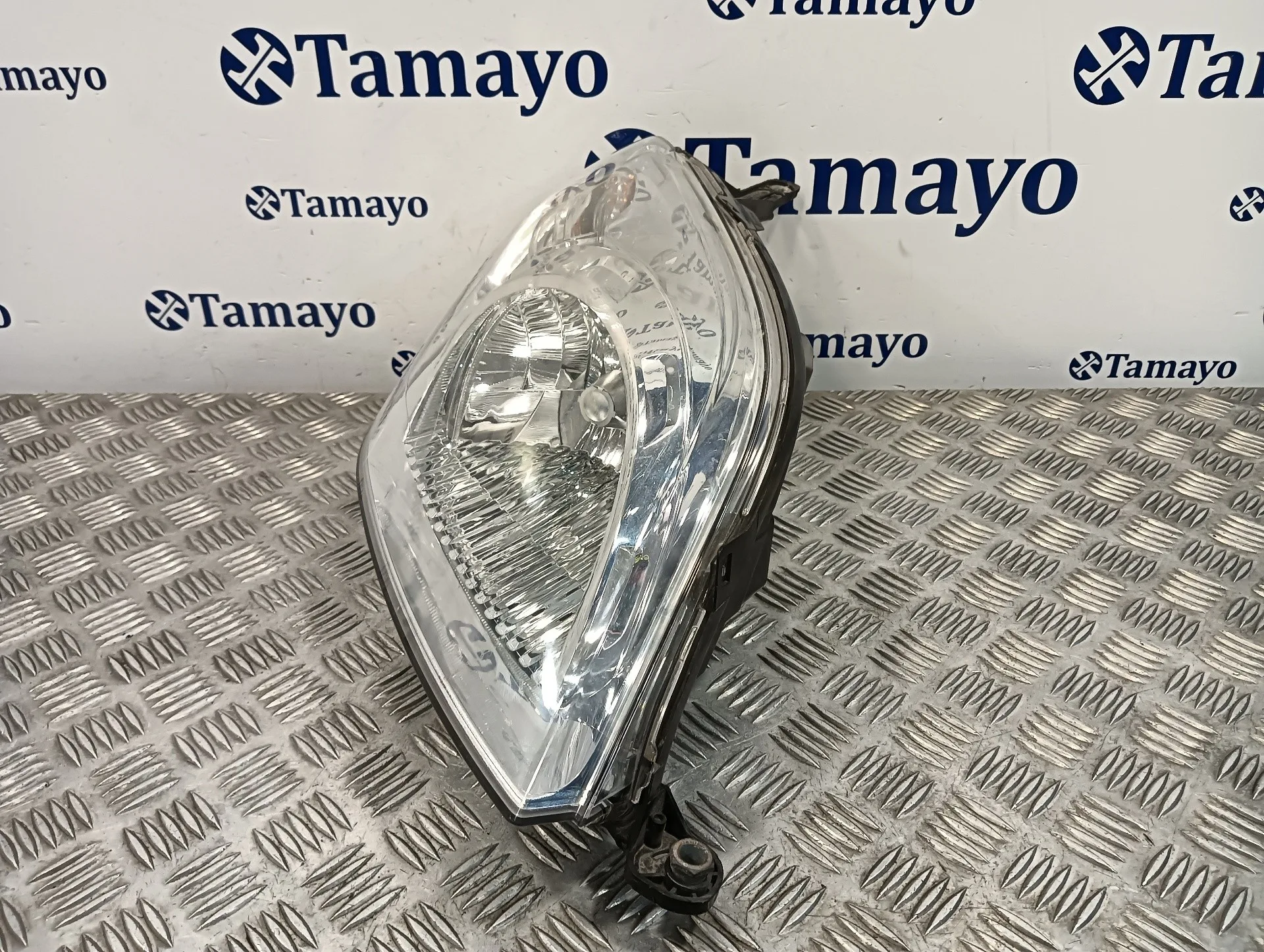 Faro Derecho para Fiat Fiorino