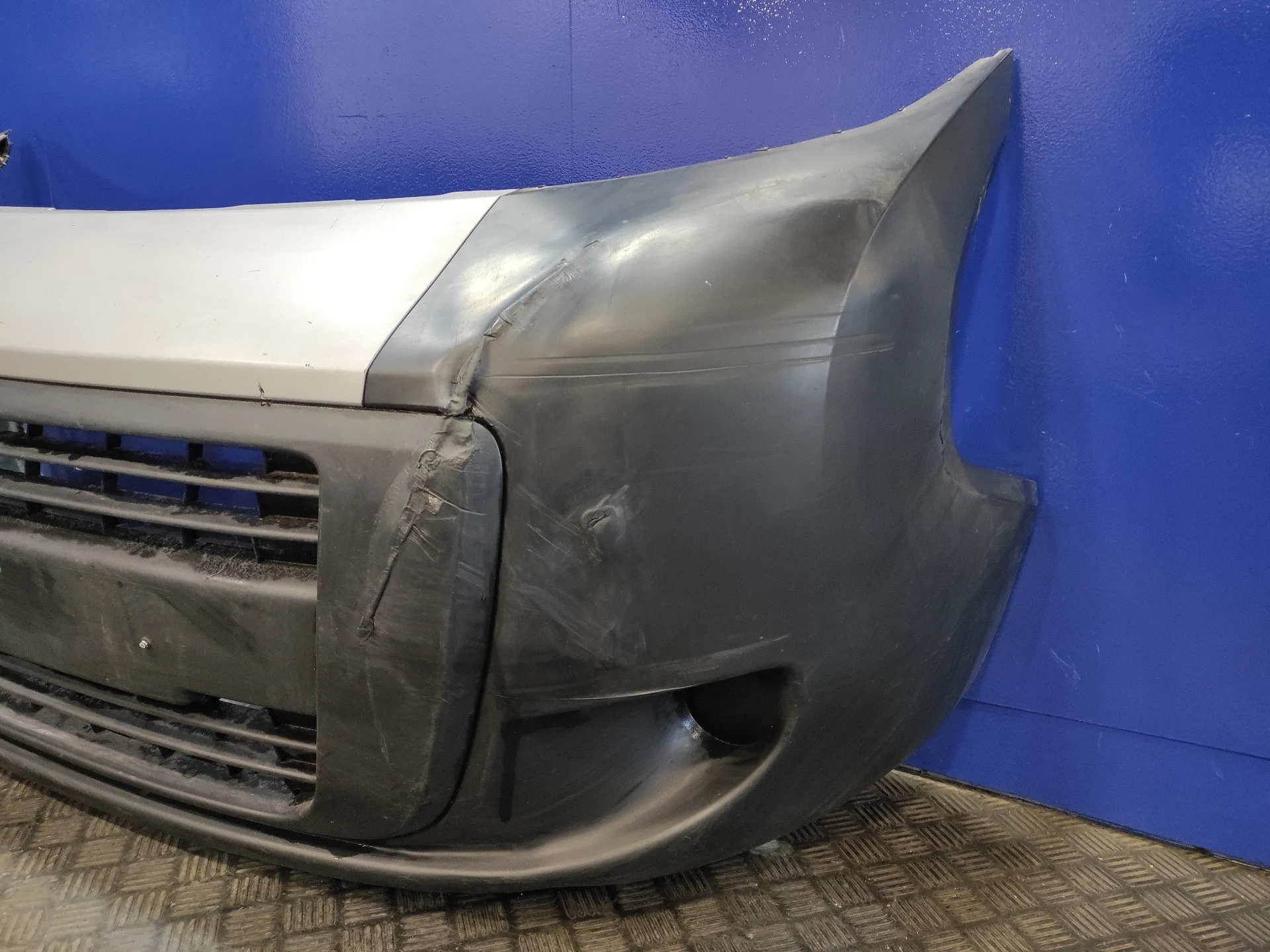 Paragolpes Delantero para Fiat Fiorino