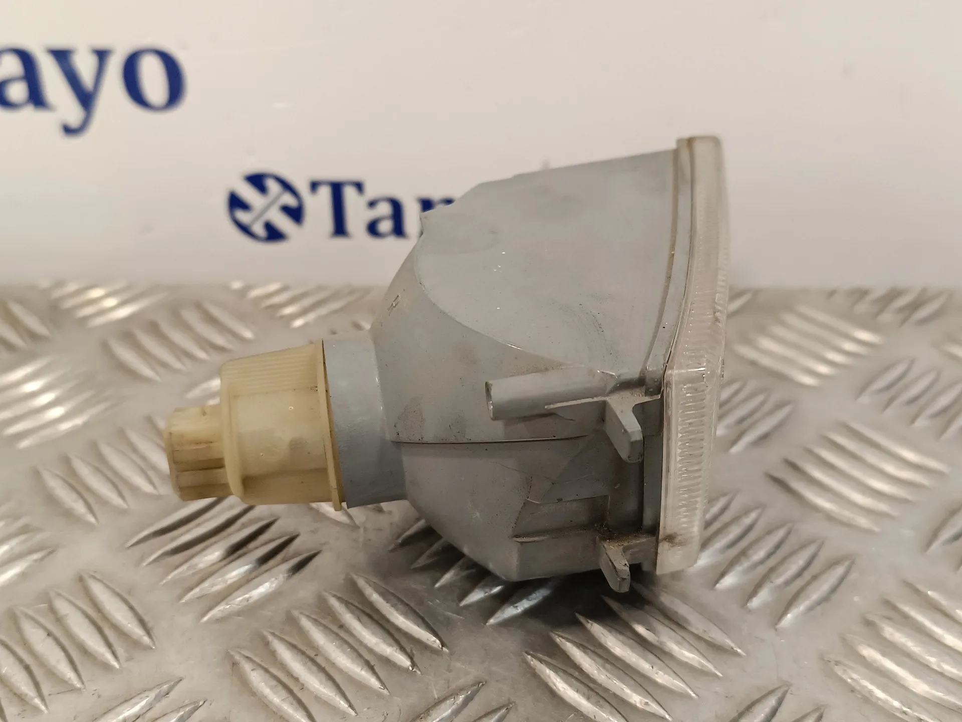 Piloto Delantero Derecho para Volkswagen Passat Berlina (3A2)