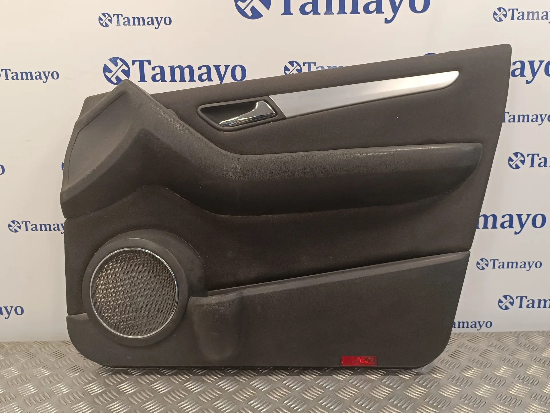 Guarnecido Puerta Delantera Derecha para Mercedes-Benz Clase B (W245)