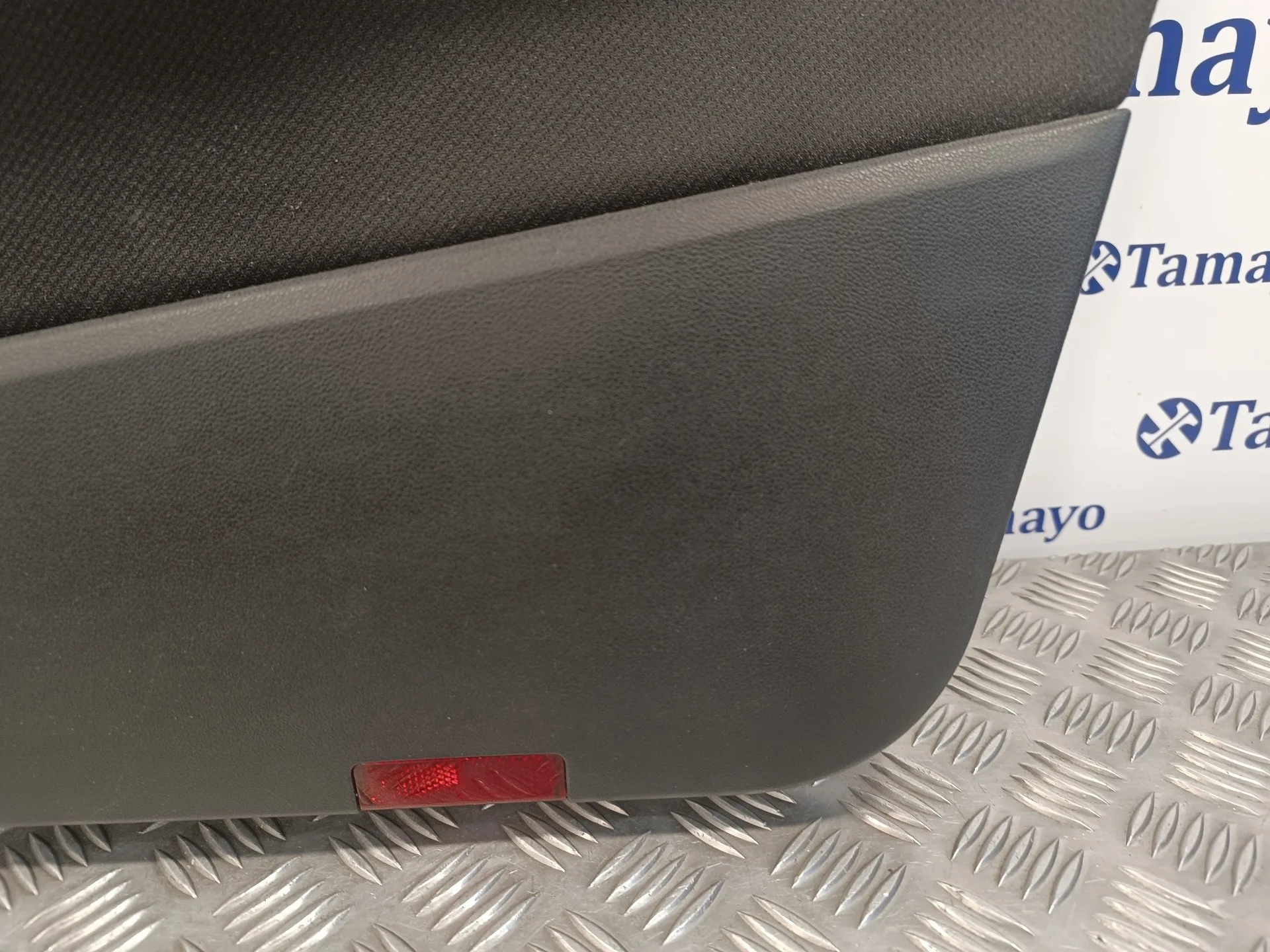 Guarnecido Puerta Delantera Derecha para Mercedes-Benz Clase B (W245)