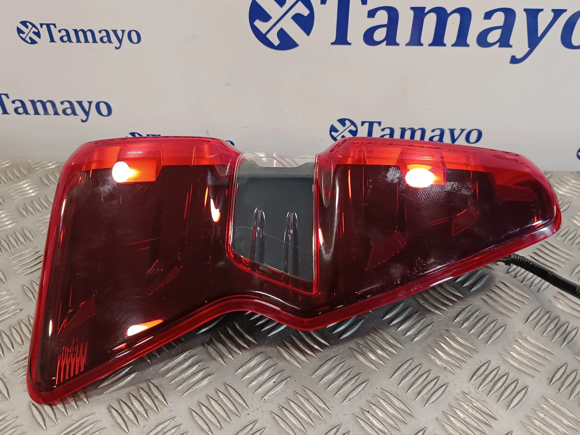 Piloto Trasero Izquierdo para Isuzu D-Max