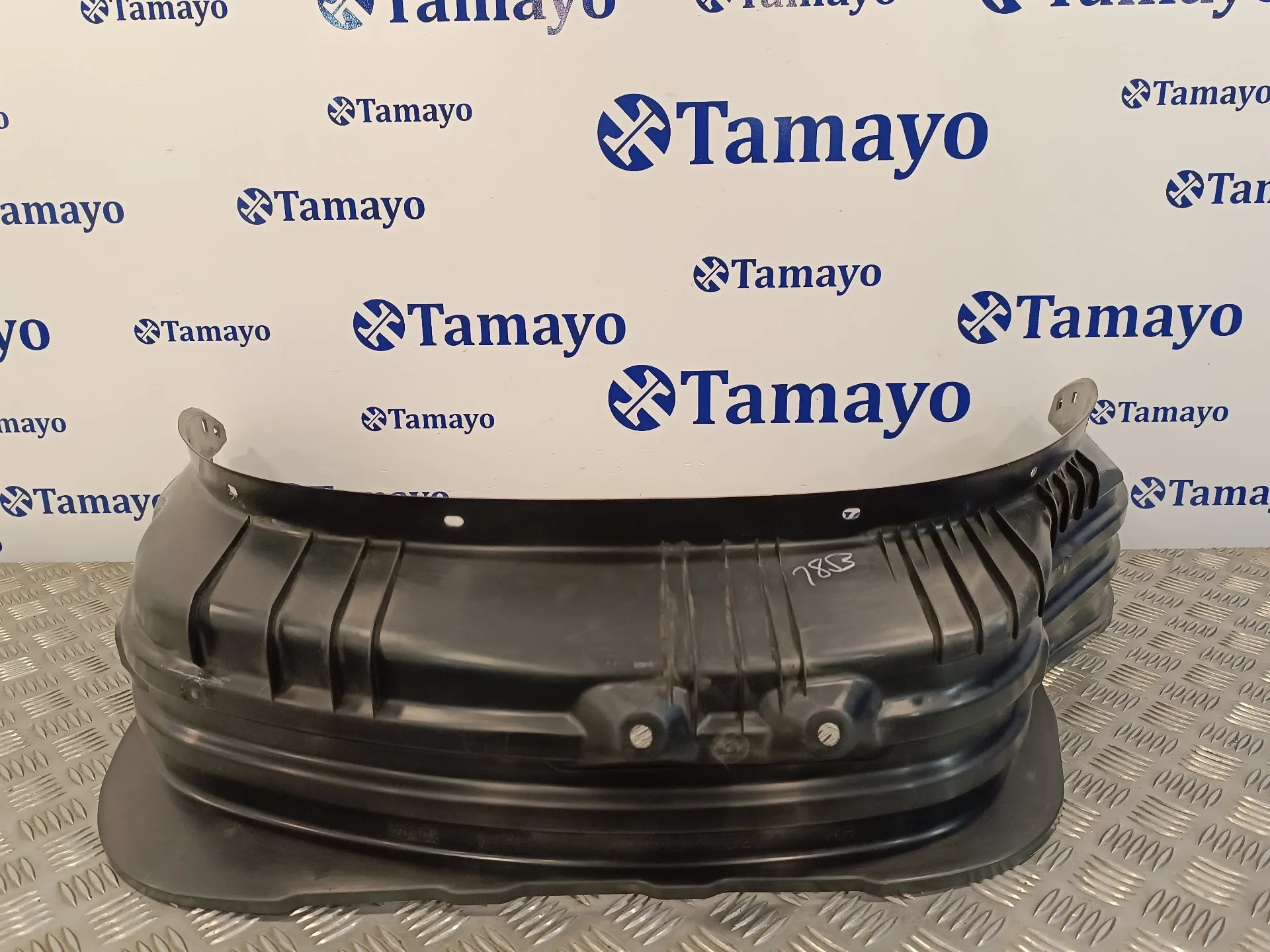 Plastico Paso Rueda Trasero Derecho para Toyota Hilux (Kun)