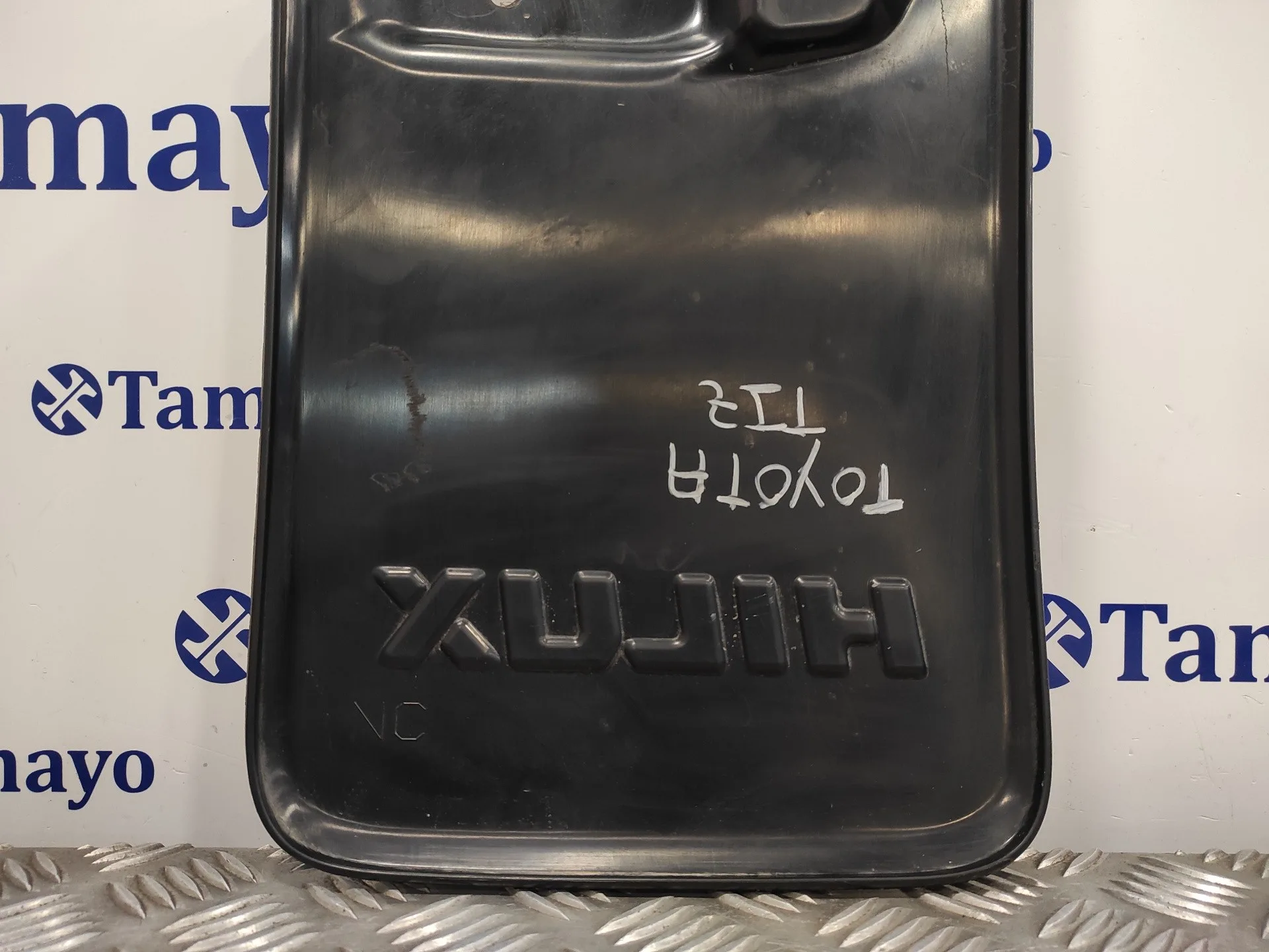 Guardabarros Trasero para Toyota Hilux (Kun)
