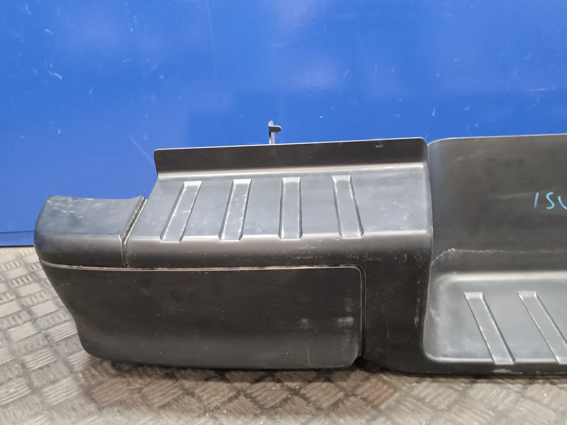 Paragolpes Trasero para Isuzu D-Max