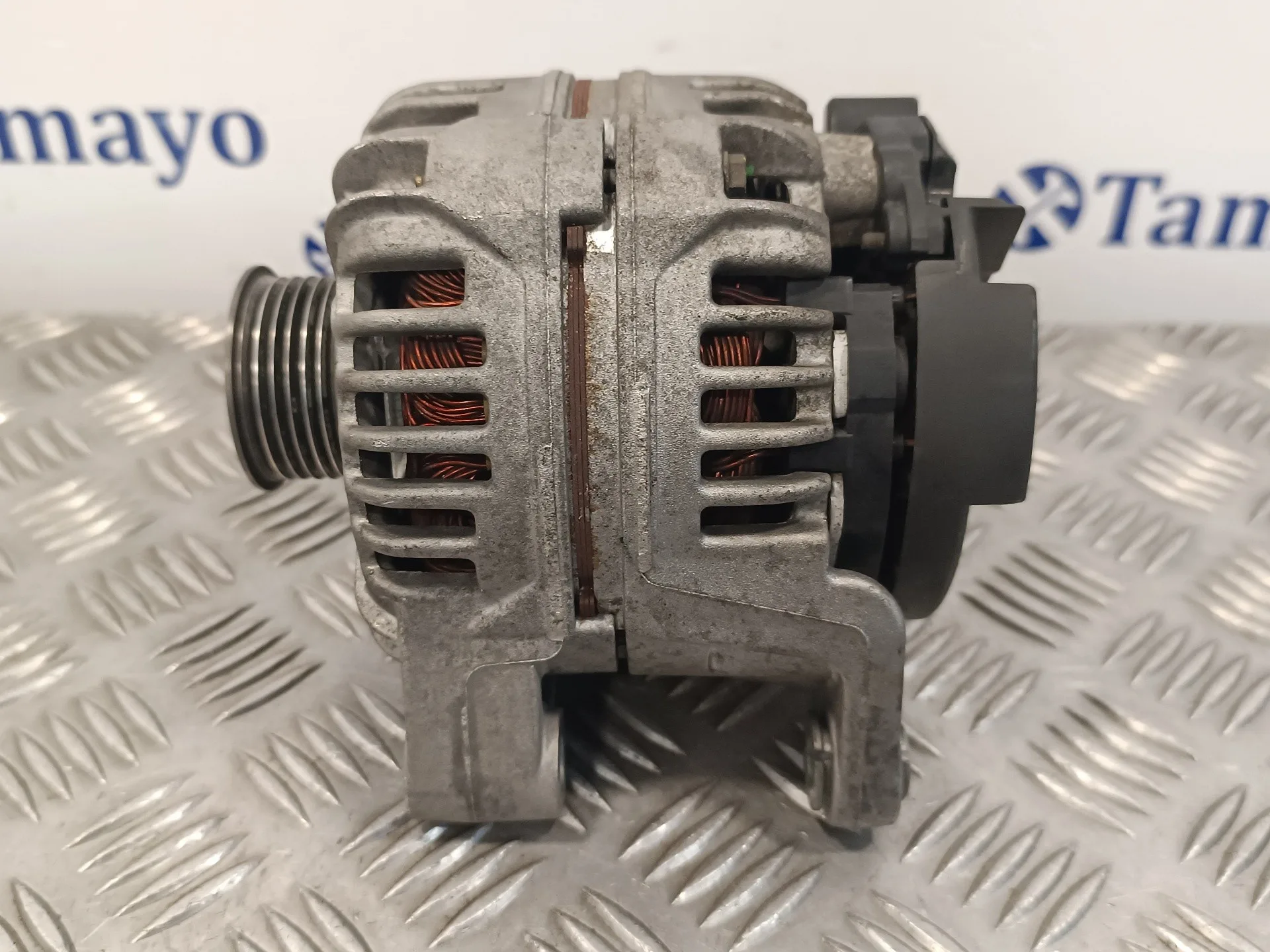 Alternador para Opel Zafira A