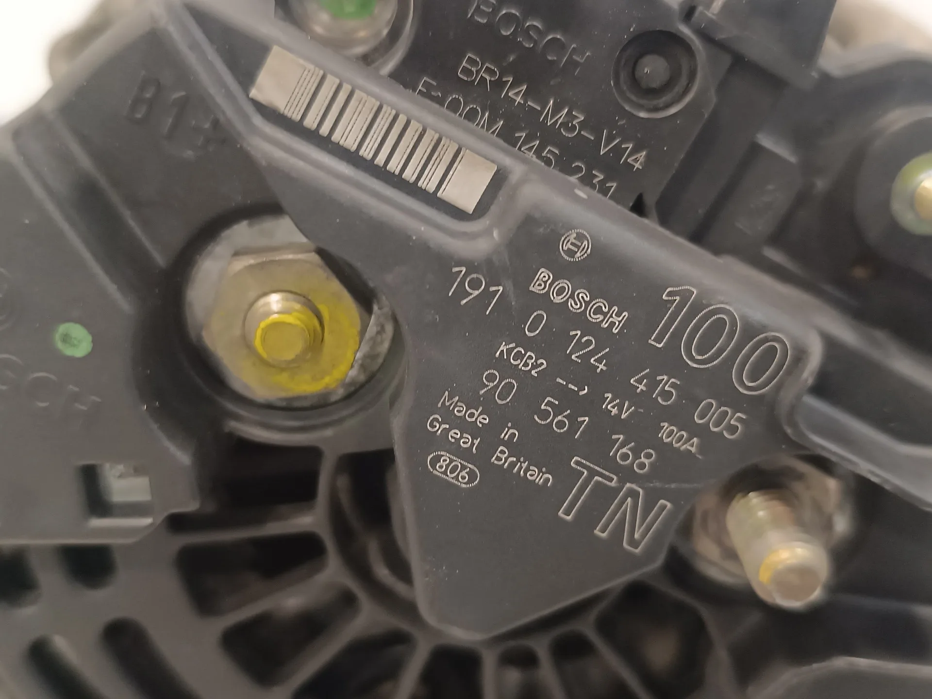 Alternador para Opel Zafira A