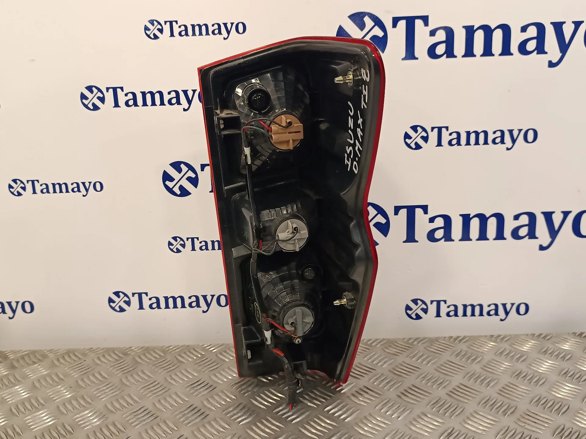 Piloto Trasero Izquierdo para Isuzu D-Max