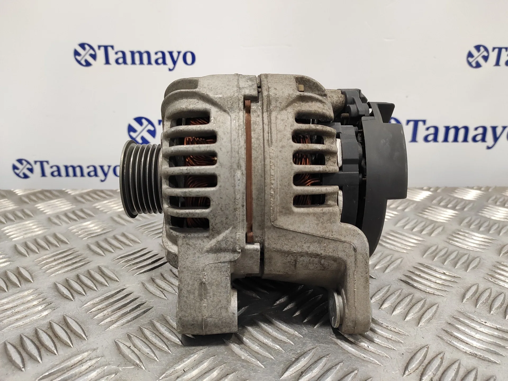 Alternador para Opel Zafira A
