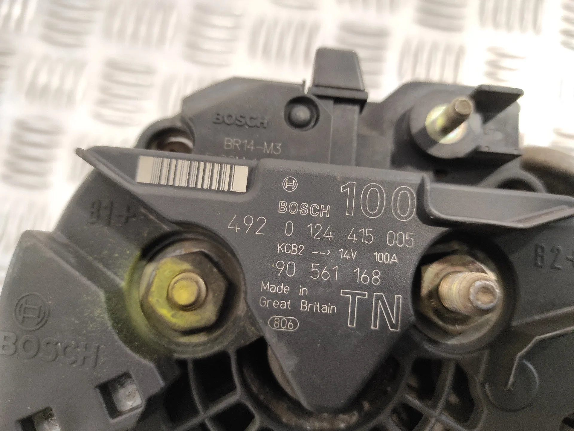 Alternador para Opel Zafira A