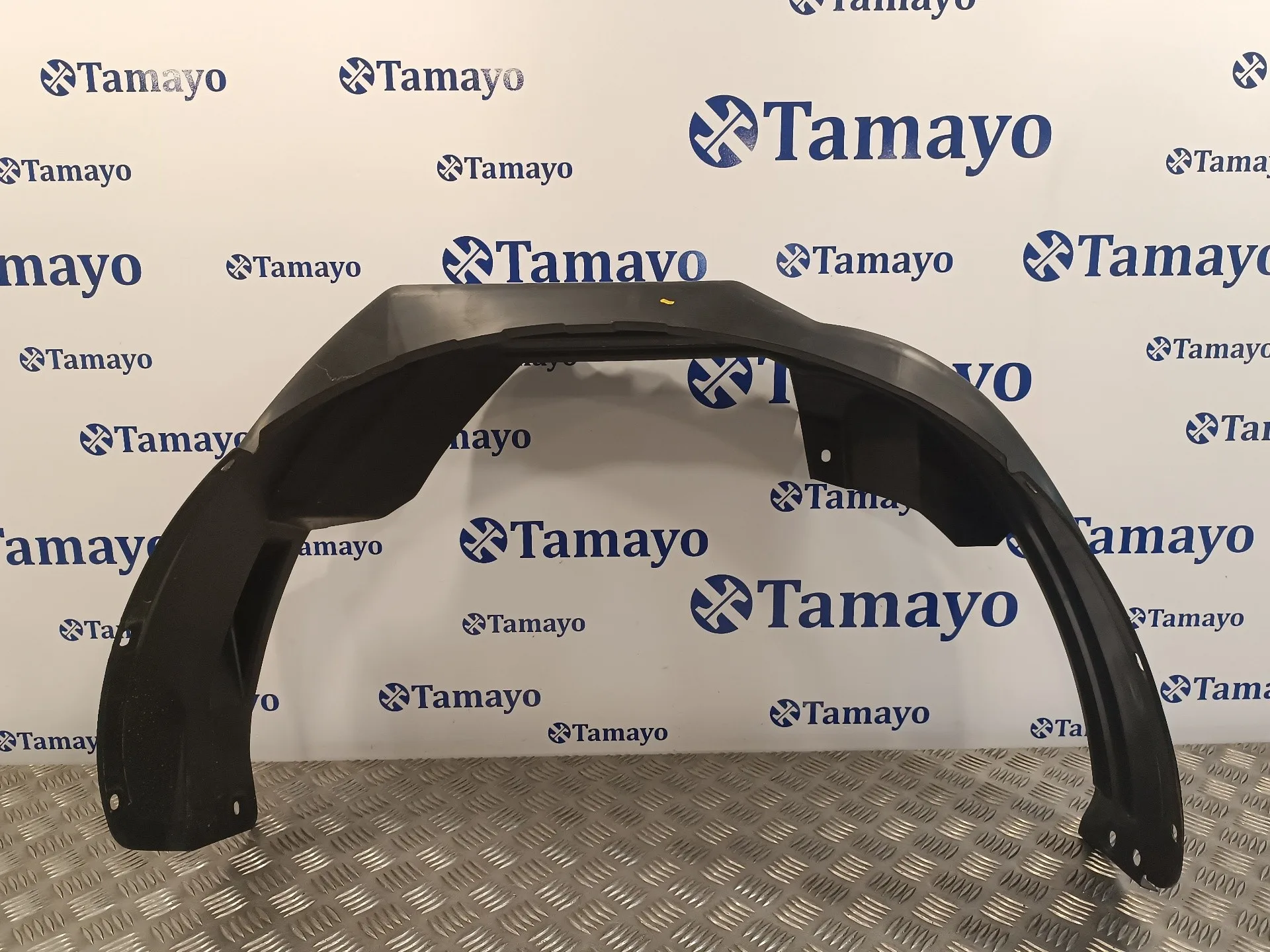 Plastico Paso Rueda Trasero Derecho para Isuzu D-Max
