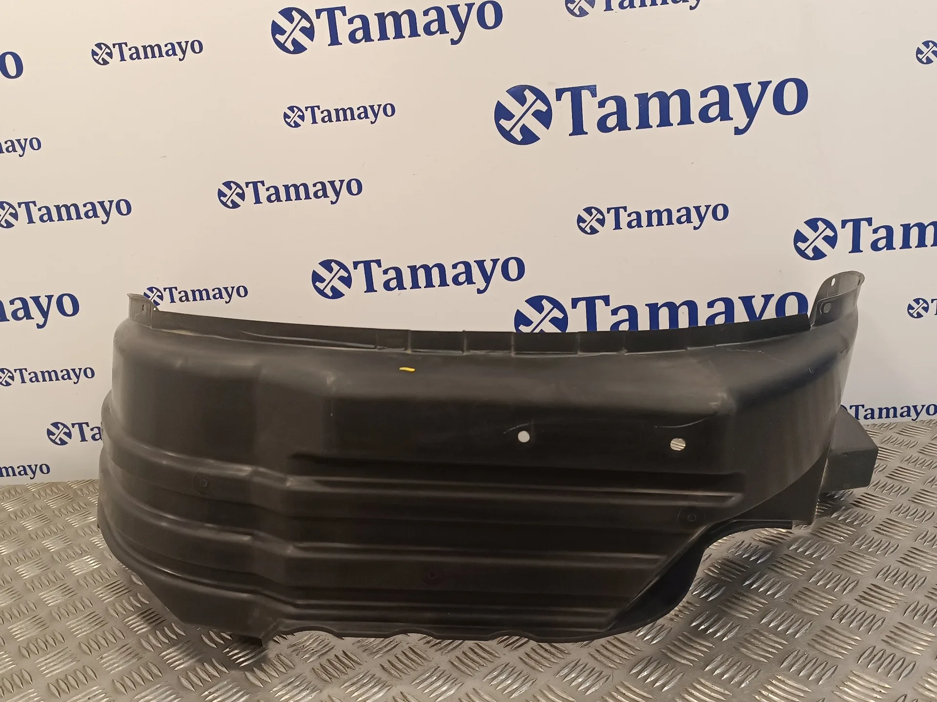 Plastico Paso Rueda Trasero Derecho para Isuzu D-Max