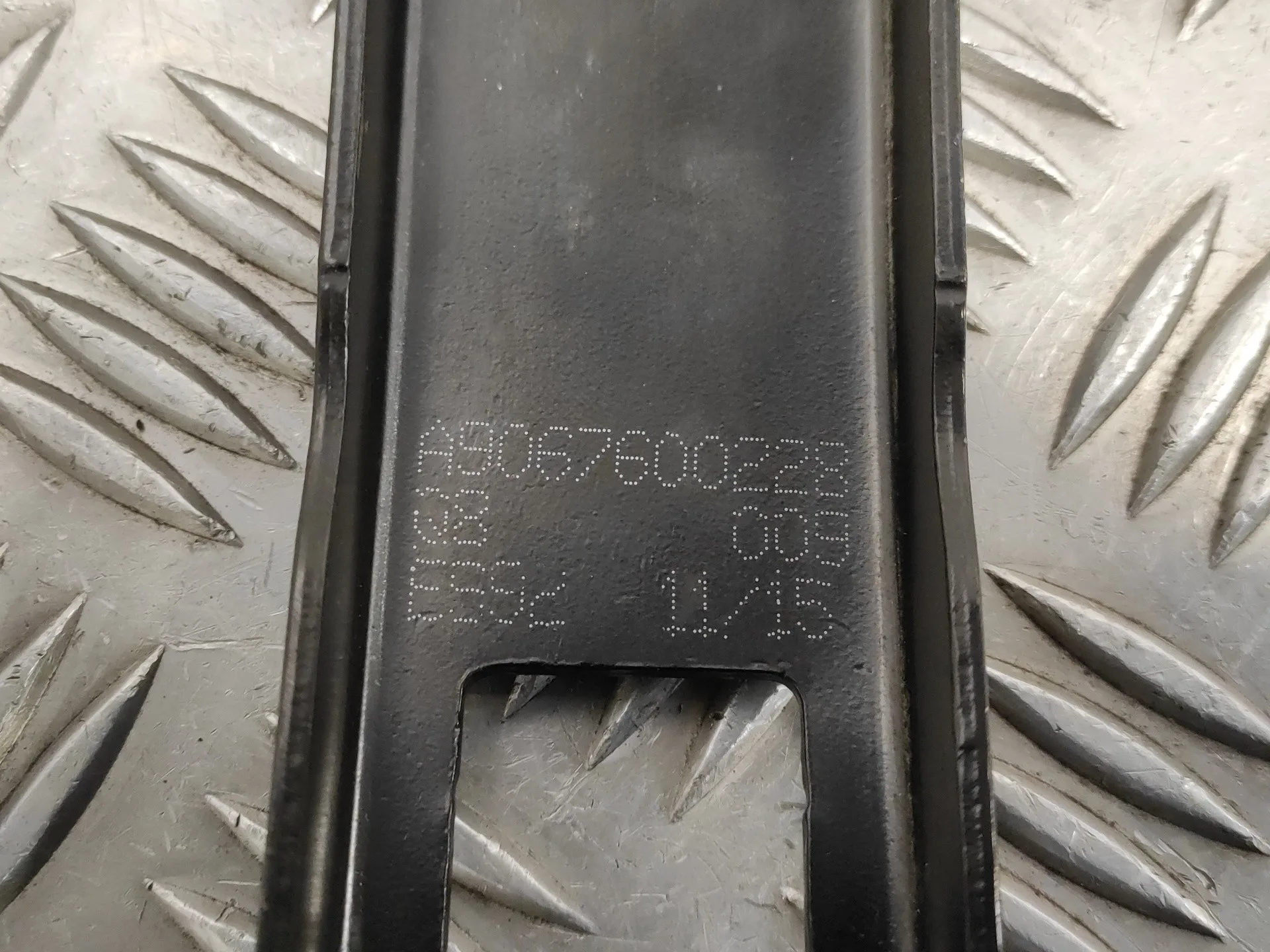Retenedor Puerta para Mercedes-Benz Sprinter 02.00 -> Caja Abierta