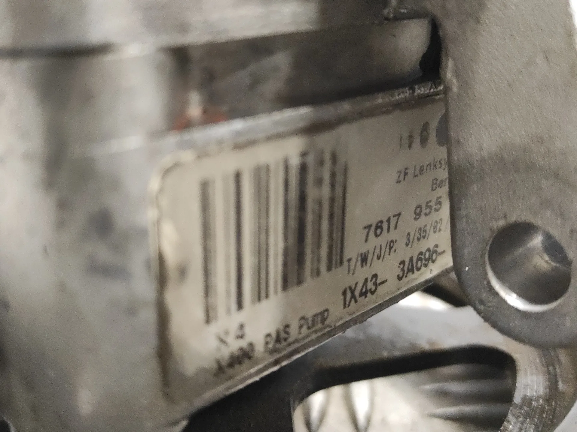Bomba Direccion para Jaguar X-Type