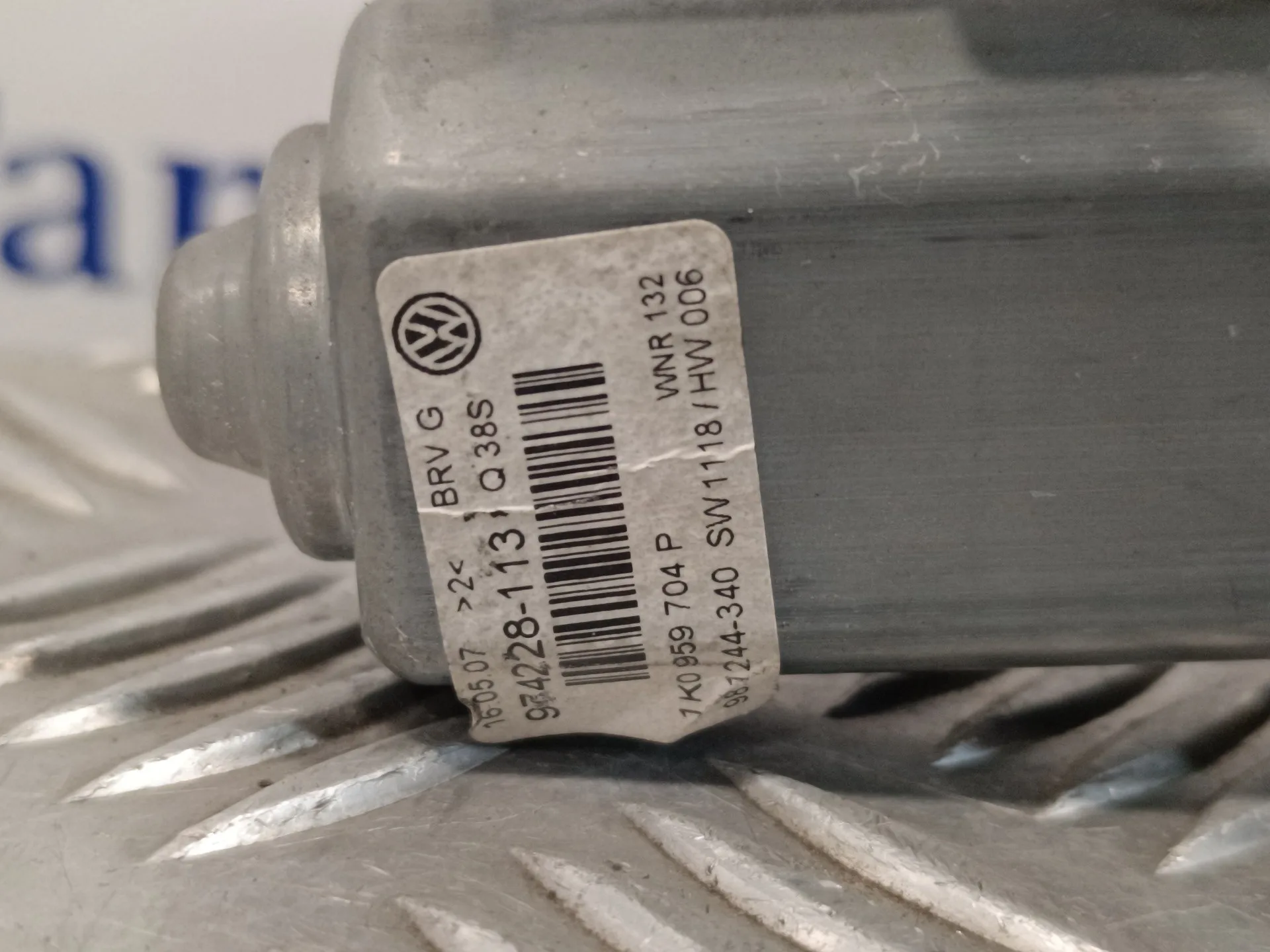 Motor Elevalunas Trasero Derecho para Volkswagen Passat Berlina (3C2)