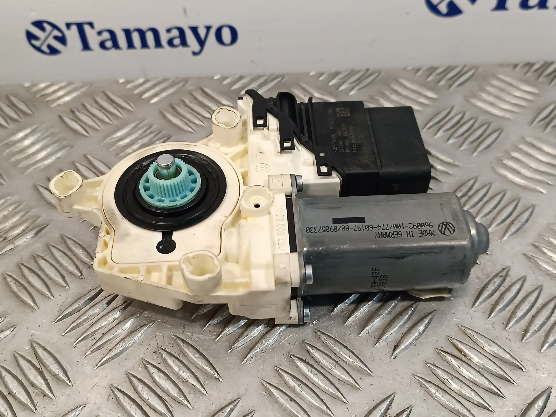 Motor Elevalunas Trasero Derecho para Volkswagen Passat Berlina (3C2)