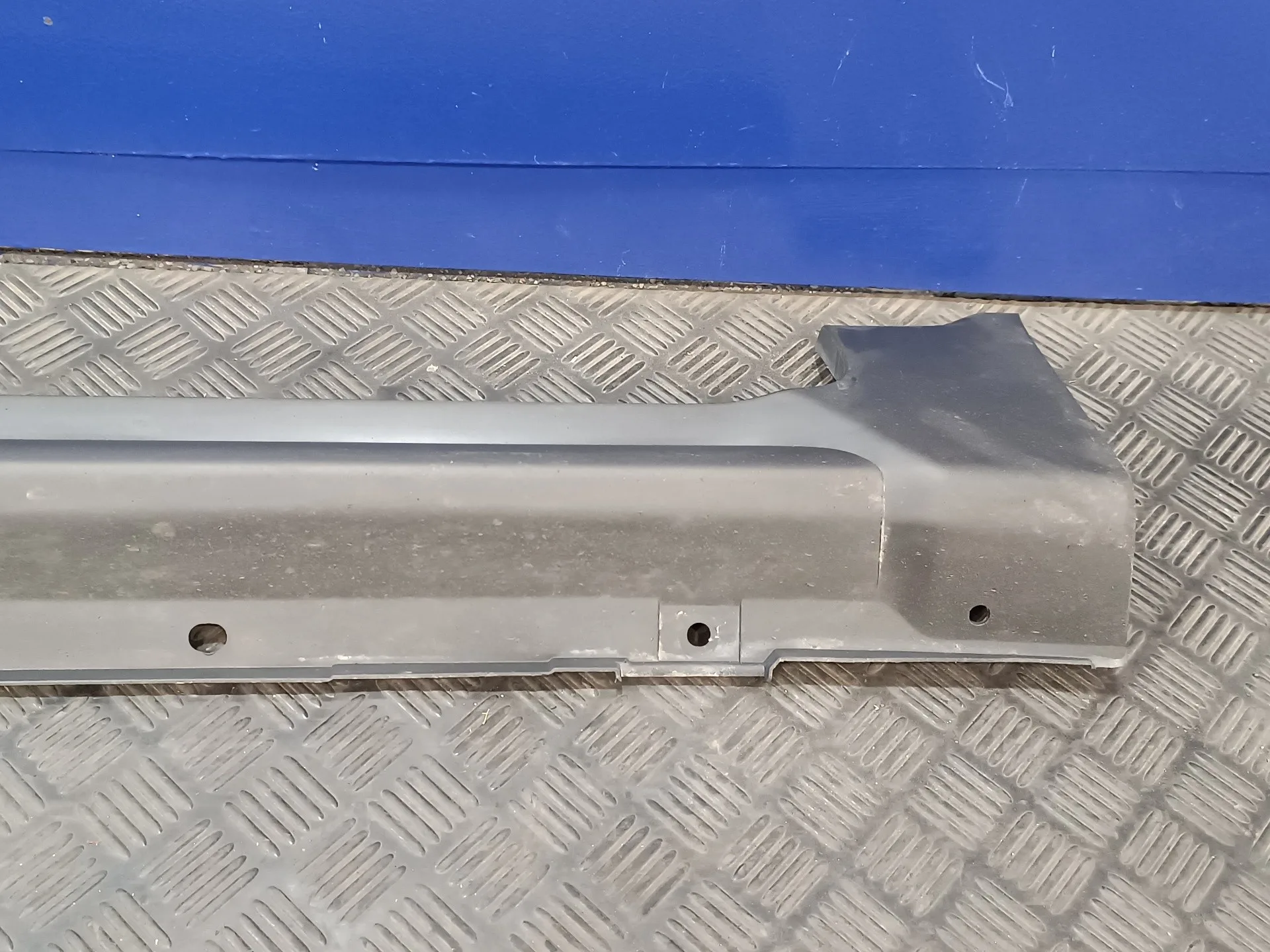 Faldon Lateral para Opel Antara