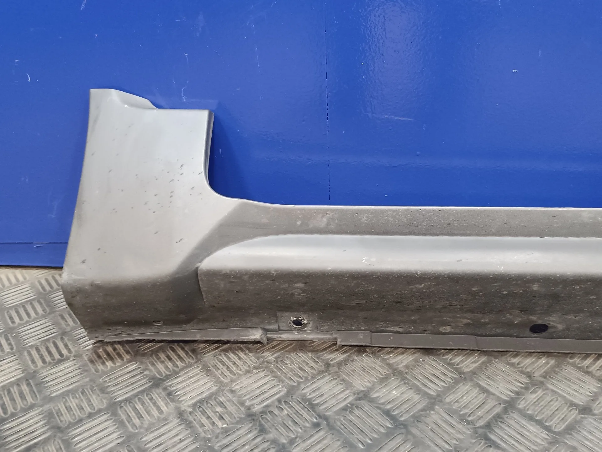 Faldon Lateral para Opel Antara