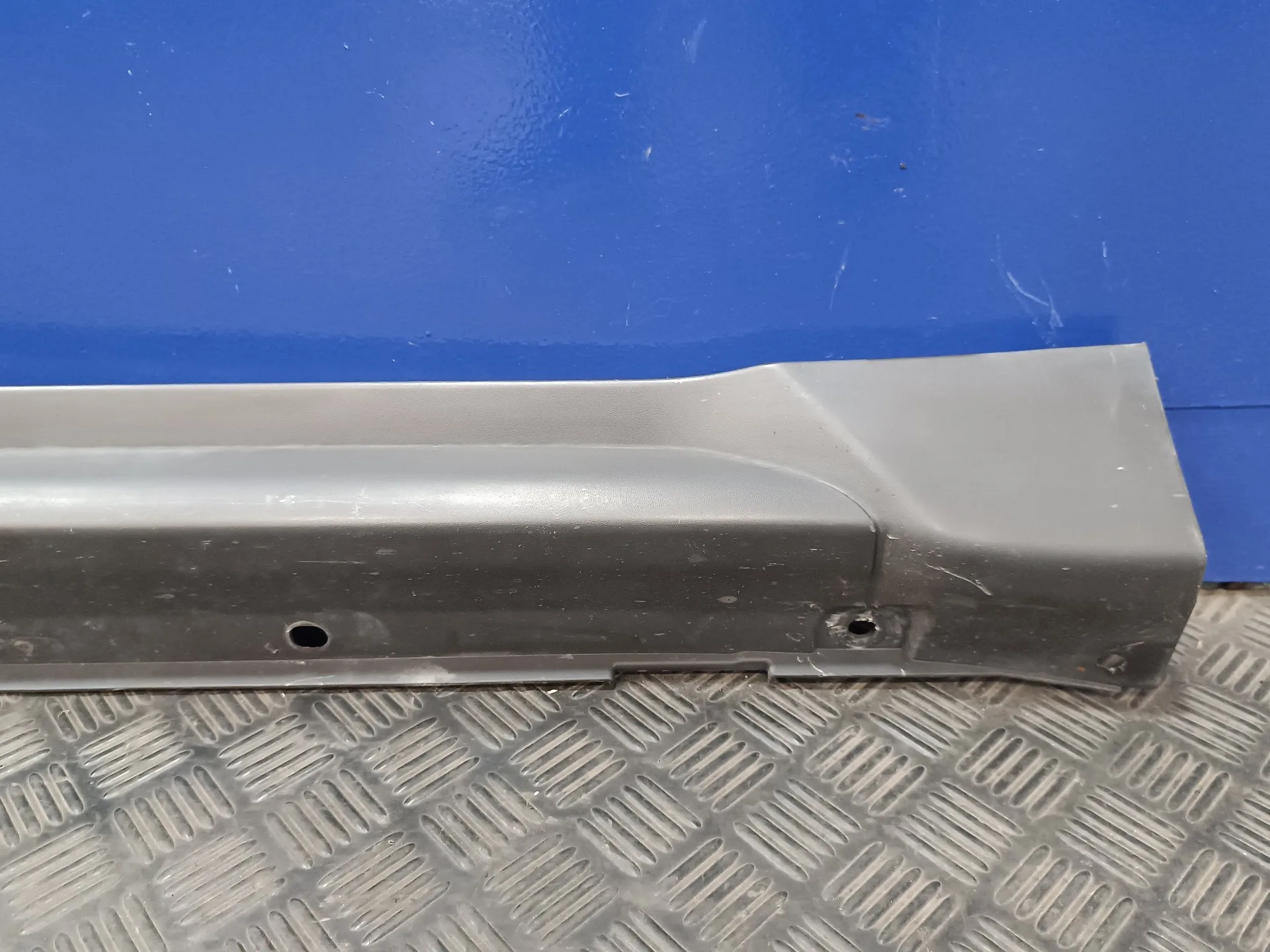 Faldon Lateral para Opel Antara