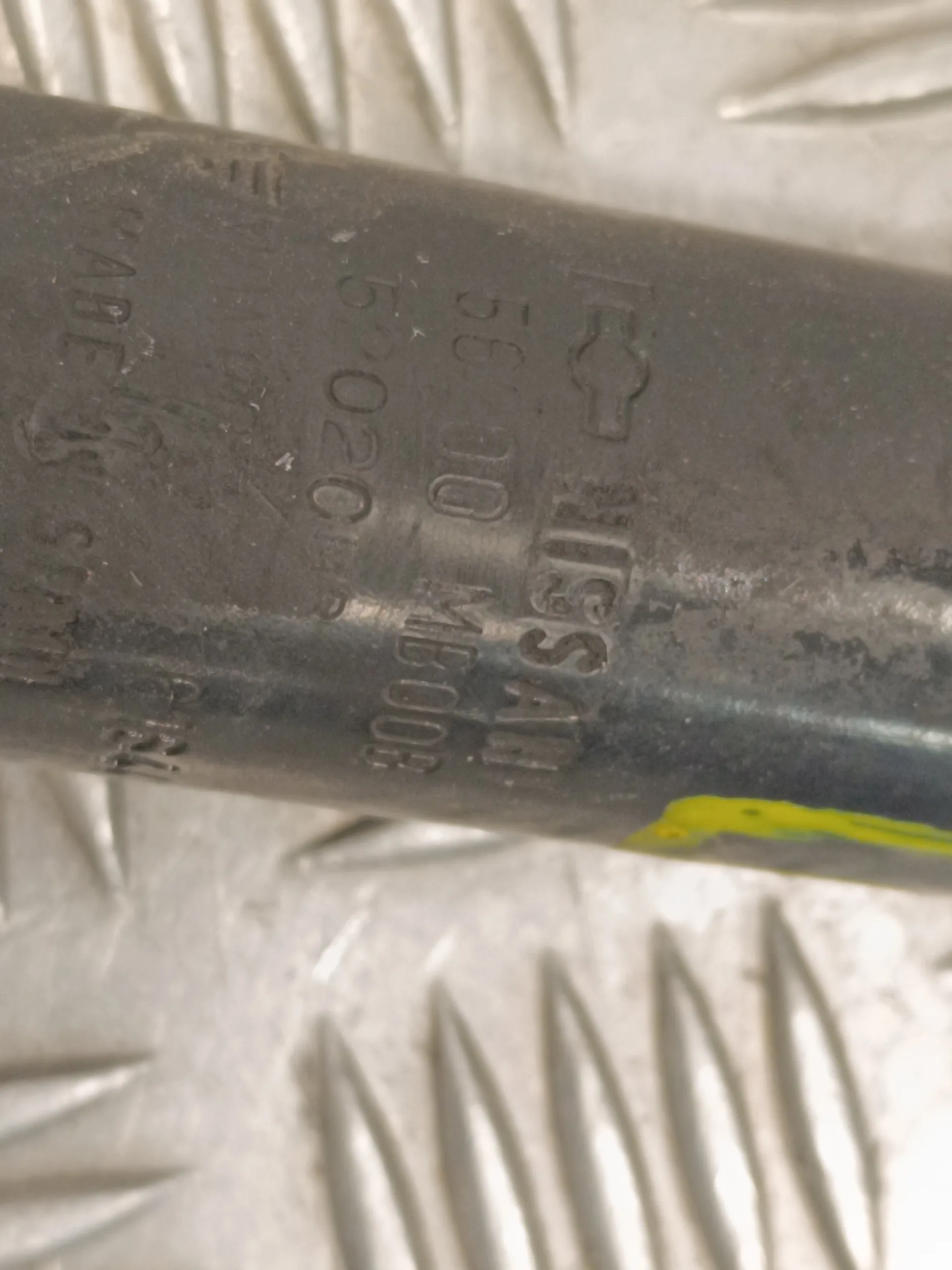 Amortiguador Trasero Izquierdo para Nissan Nt400 Cabstar (01/20214->)