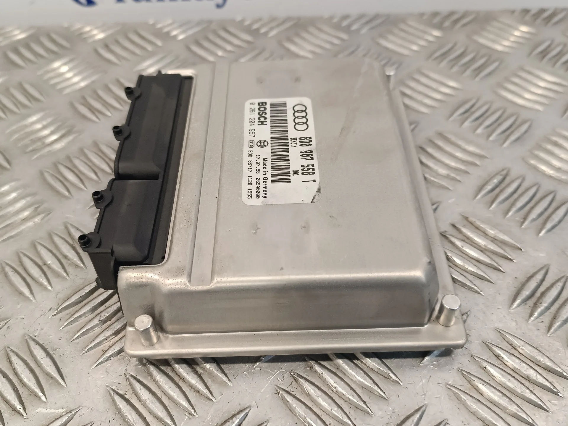 Centralita Motor Uce para Audi A4 Berlina (B5)