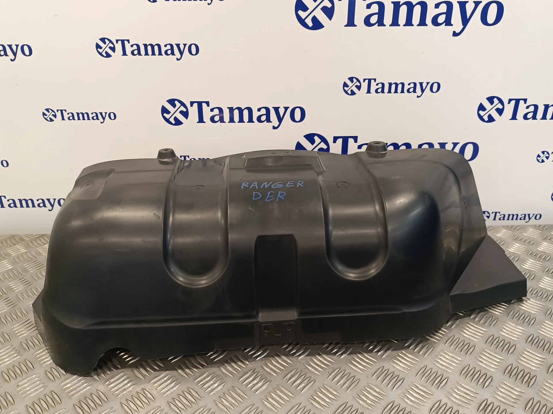 Plastico Paso Rueda Trasero Derecho para Ford Ranger (Tke)